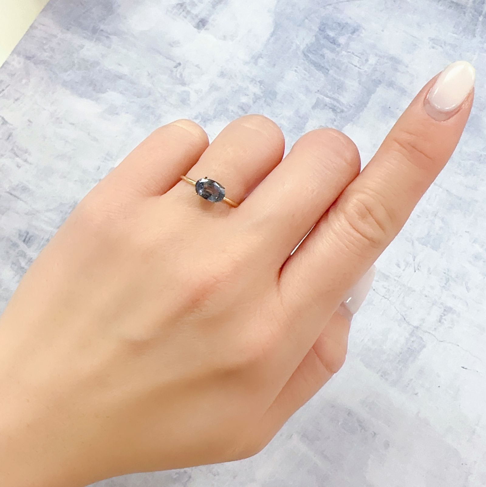グレイッシュブルースピネル(宝石名スピネル)ビルマ/マダガスカル産 1.16ct 識別済[230220599]7.8x5.1mm前後