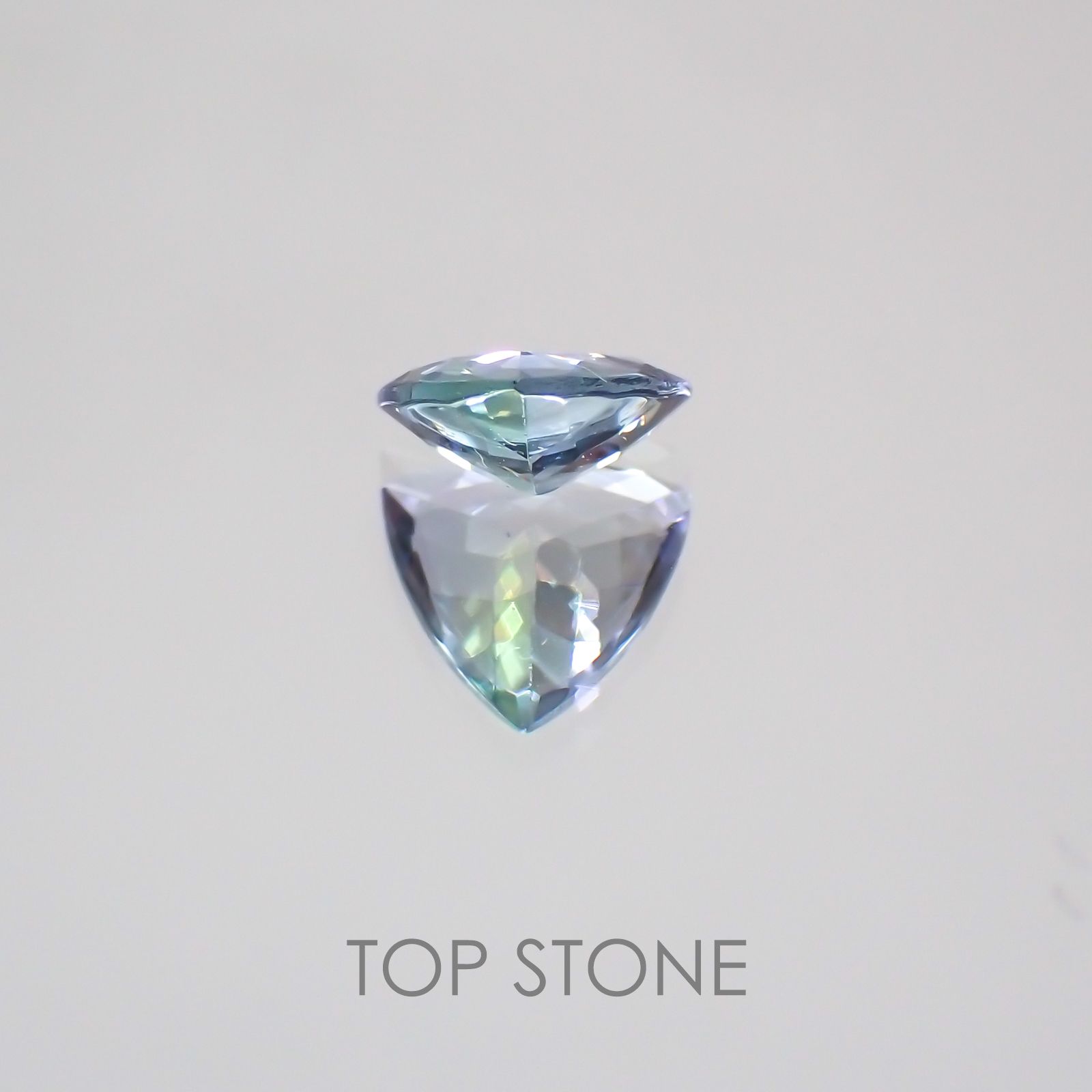 パーティーカラータンザナイト タンザニア産 ルース 0.61ct[210210053]6×6mm前後