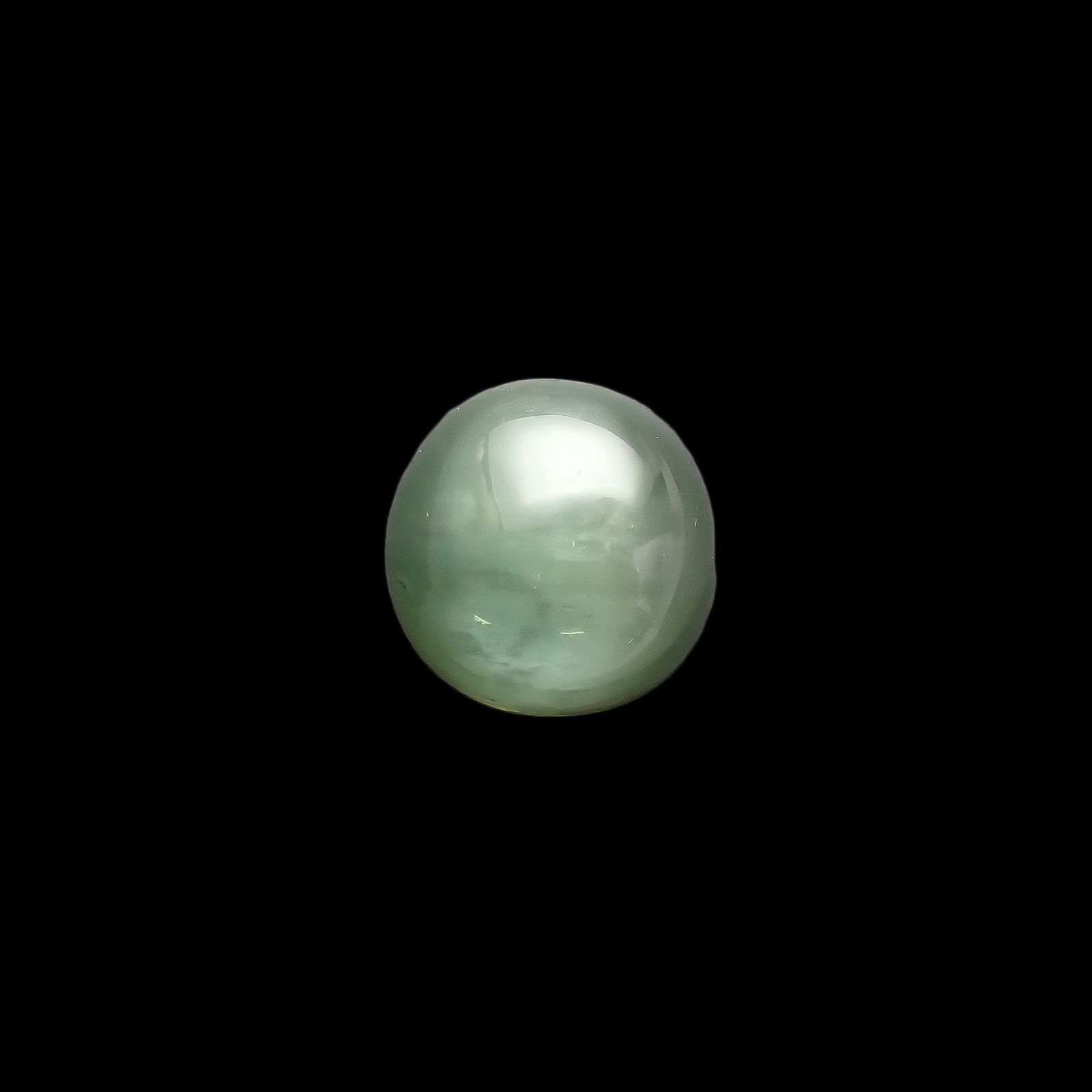 グリーンアパタイトキャッツアイ ブラジル産 4.47ct[240427179]9.2x9.2mm前後