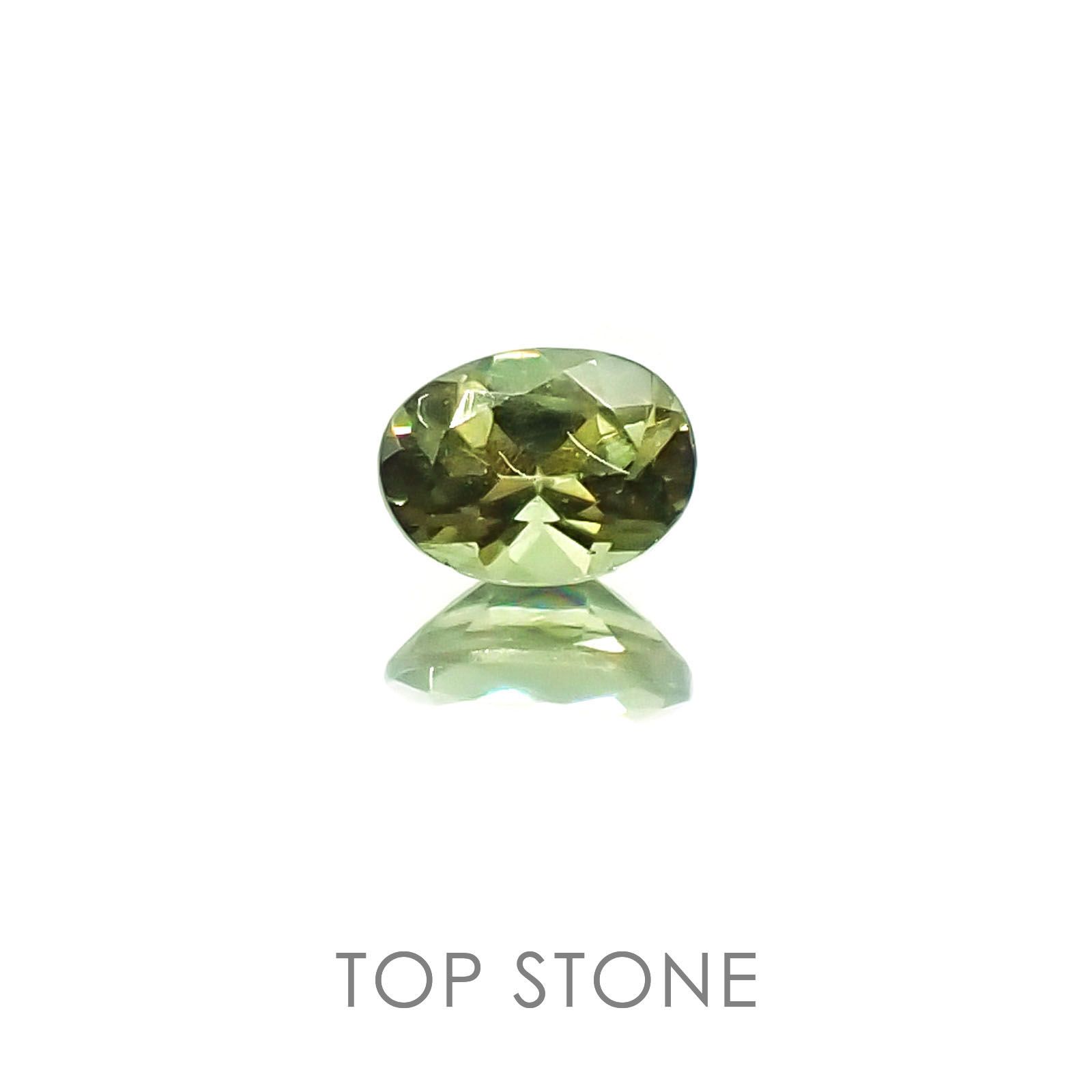 カラーチェンジガーネット タンザニア産 ルース 0.22ct[20095913]4.1×3.1mm前後