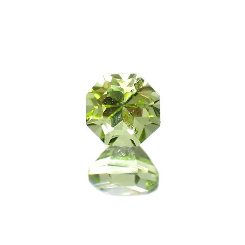 ◇オクタゴンカット◇ペリドット(宝石名ペリドット) パキスタン産 0.41ct 識別済[250913108]4.1×4mm前後
