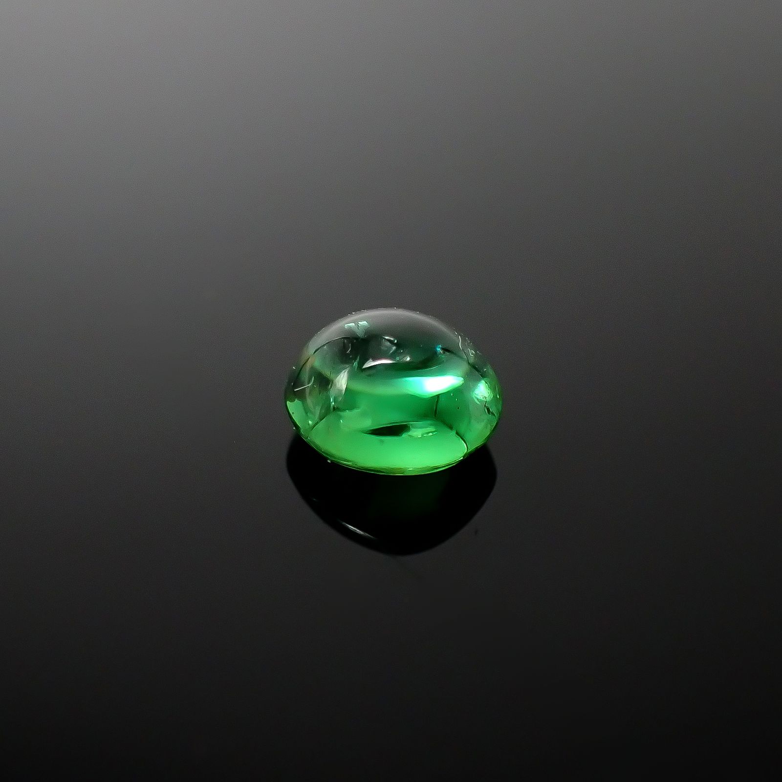 クロムトルマリン タンザニア産 0.66ct[240527774]5.4x5mm前後
