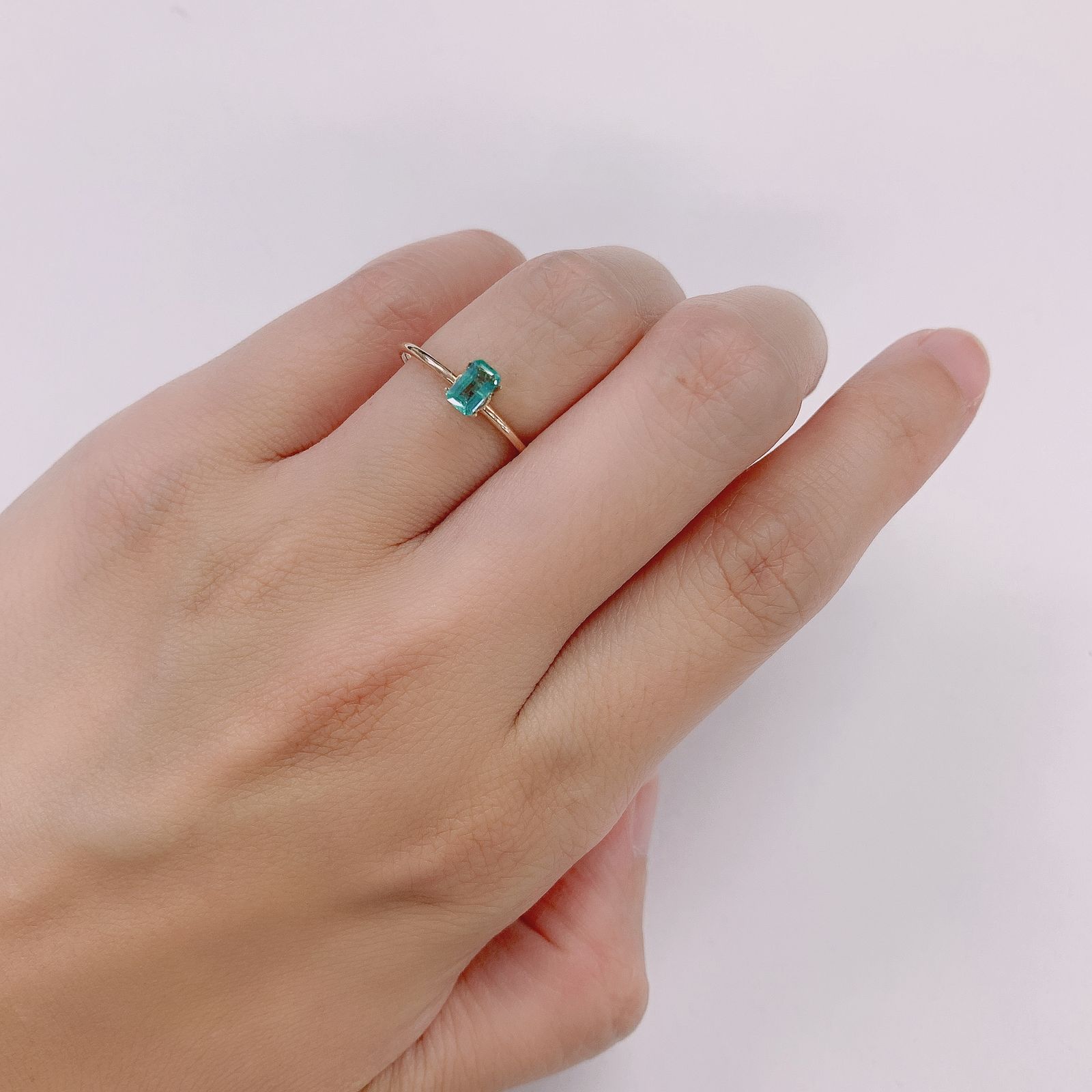 エメラルド(宝石名エメラルド) ザンビア産 0.27ct 識別済[210812996]4.9×3mm前後