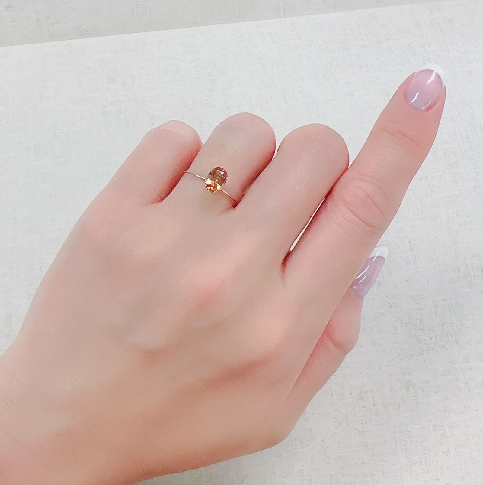カラーチェンジマラヤガーネット(宝石名ガーネット)タンザニア産 1.04ct 識別済[230421637]7x4.8mm前後