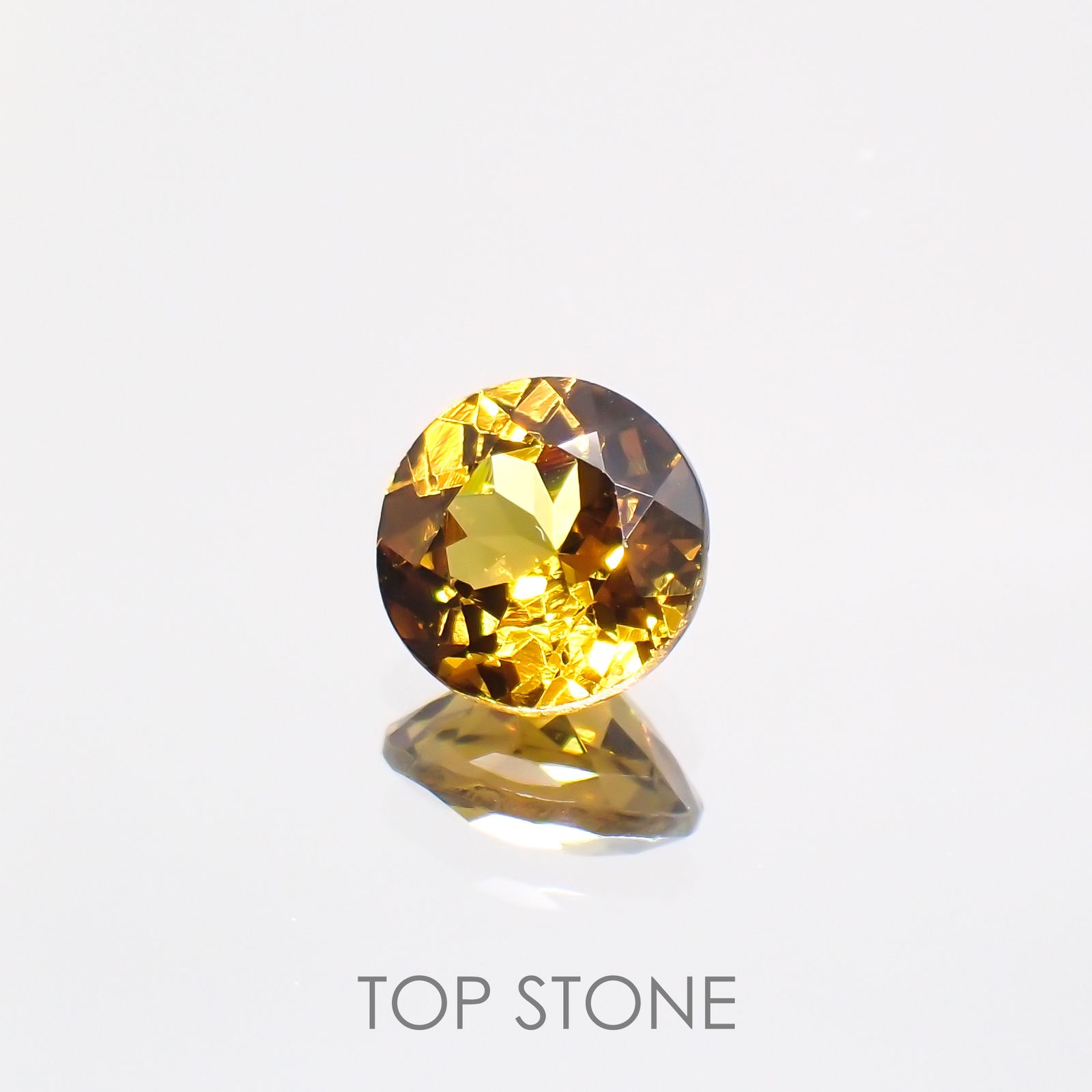 グロッシュラーアンドラダイトガーネット(宝石名グロッシュラー/アンドラダイト・ガーネット)ナミビア産 1.43ct 識別済[220114309]6.8x6.8mm前後