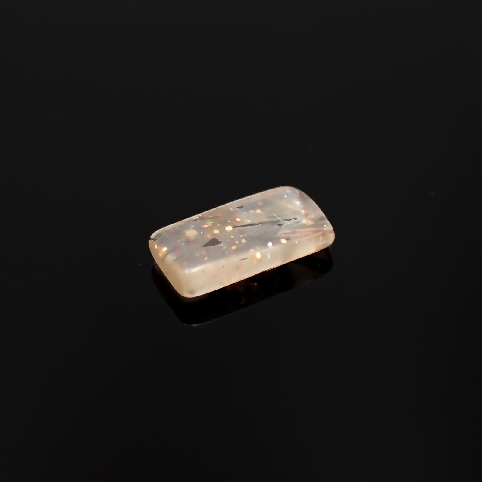 レインボーラティスサンストーン オーストラリア産 0.36ct[230321092]6.8x3.5mm前後