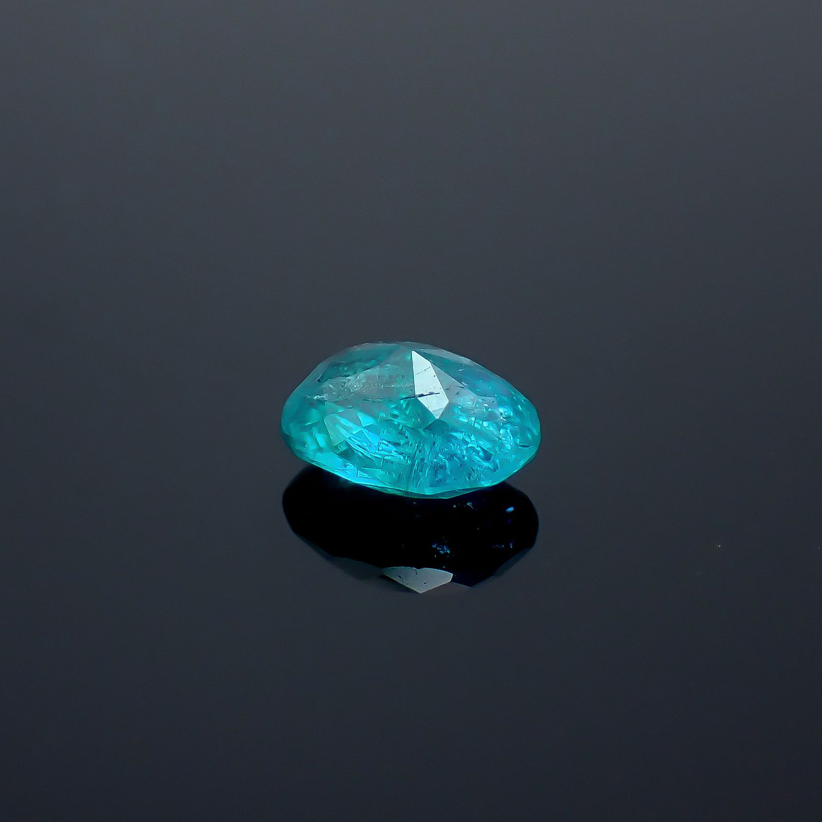 パライバトルマリン(宝石名トルマリン/別名パライバ・トルマリン)エチオピア産 GIA鑑付 0.54ct / 5.76x4.46mm前後 [260933197]