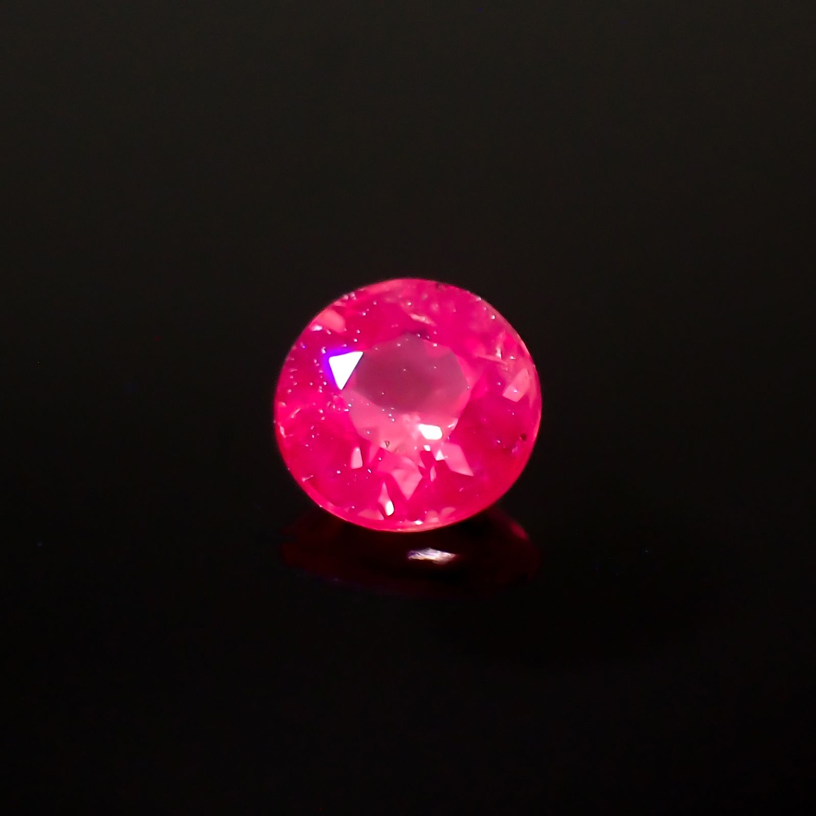 ウィンザーサファイア 非加熱 タンザニア・ウィンザー産 0.27ct[230722837]3.8x3.8mm前後