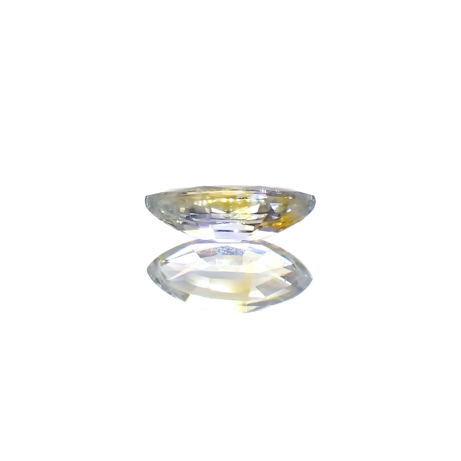 バイカラーサファイア(宝石名サファイア)スリランカ産 識別済 0.38ct / 6.8x3.1mm前後 [230823024]