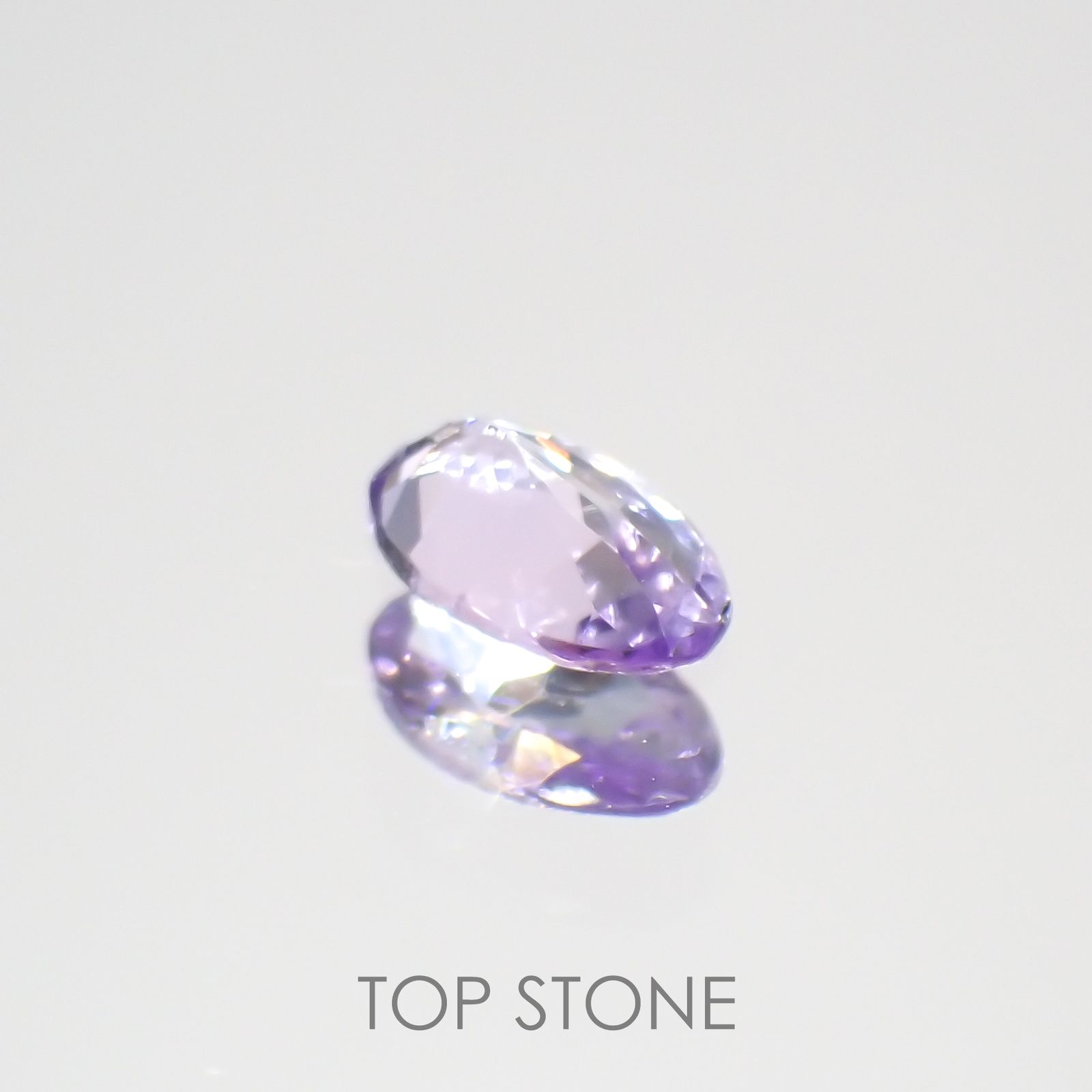 ラベンダーゾイサイト(宝石名ゾイサイト)タンザニア産 0.17ct 識別済[220115068]4.7x2.9mm前後