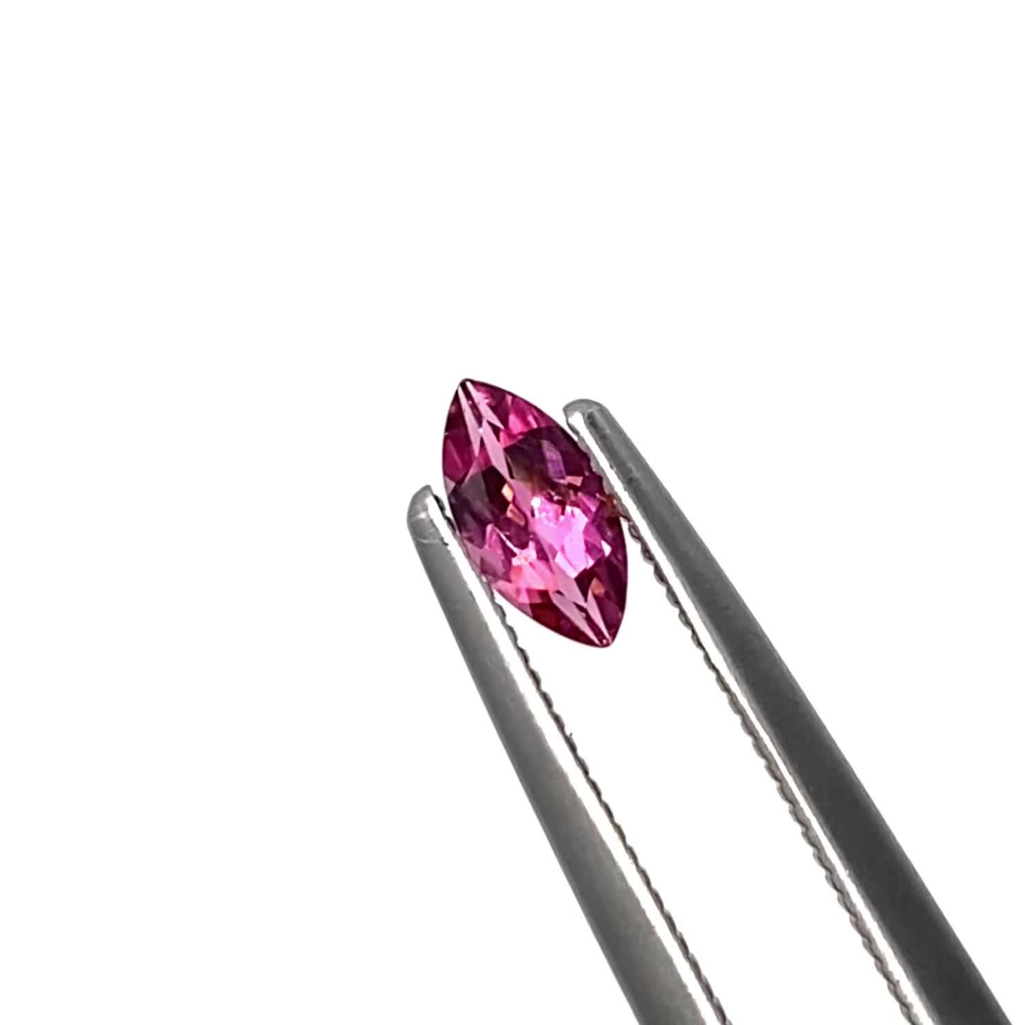 ルベライト ブラジル産 0.23ct / 6x3mm前後 [240628081] | TOP STONE