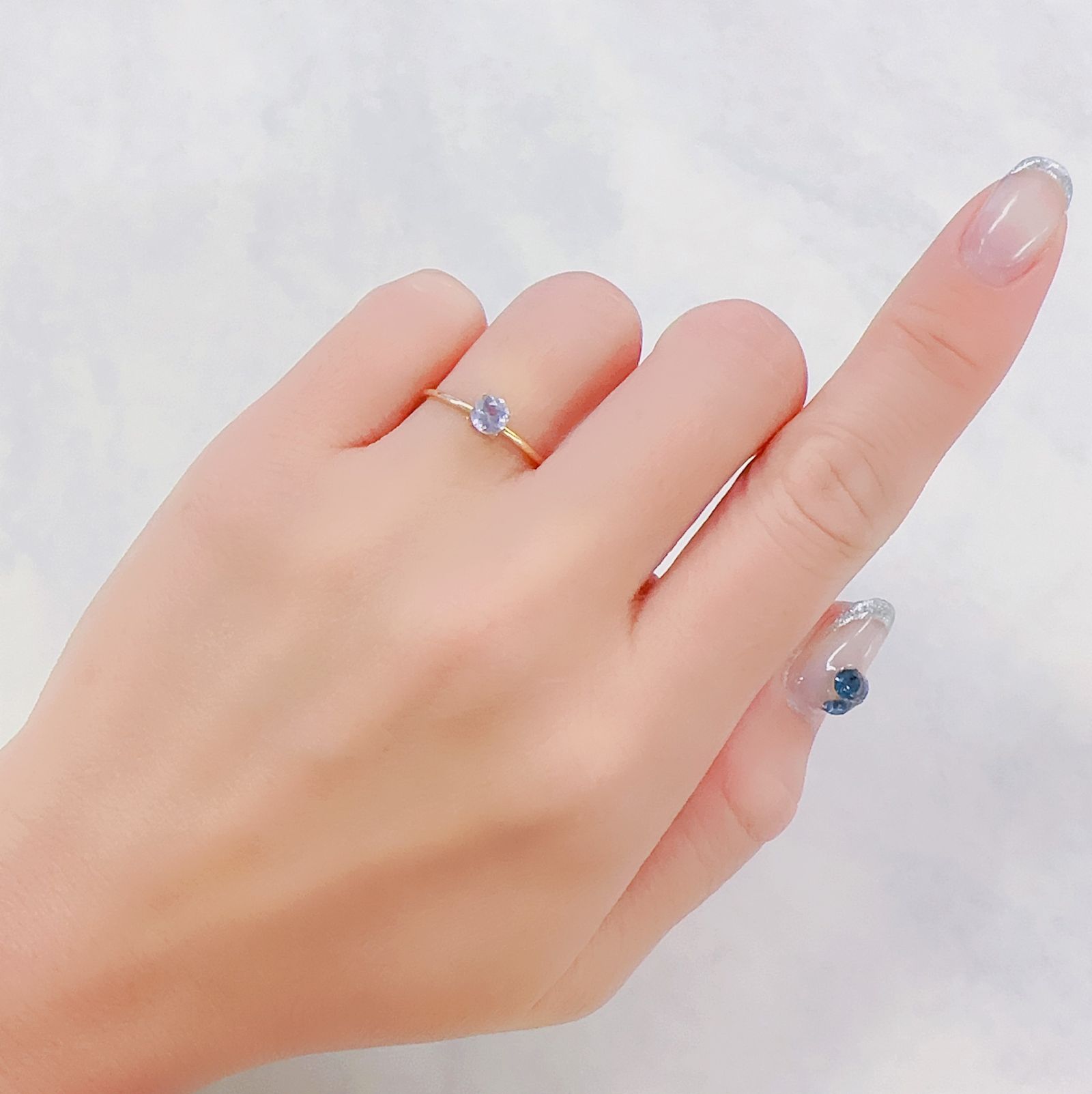 ラベンダーゾイサイト(宝石名ゾイサイト)タンザニア産 0.34ct 識別済[230622412]4.3x4.3mm前後