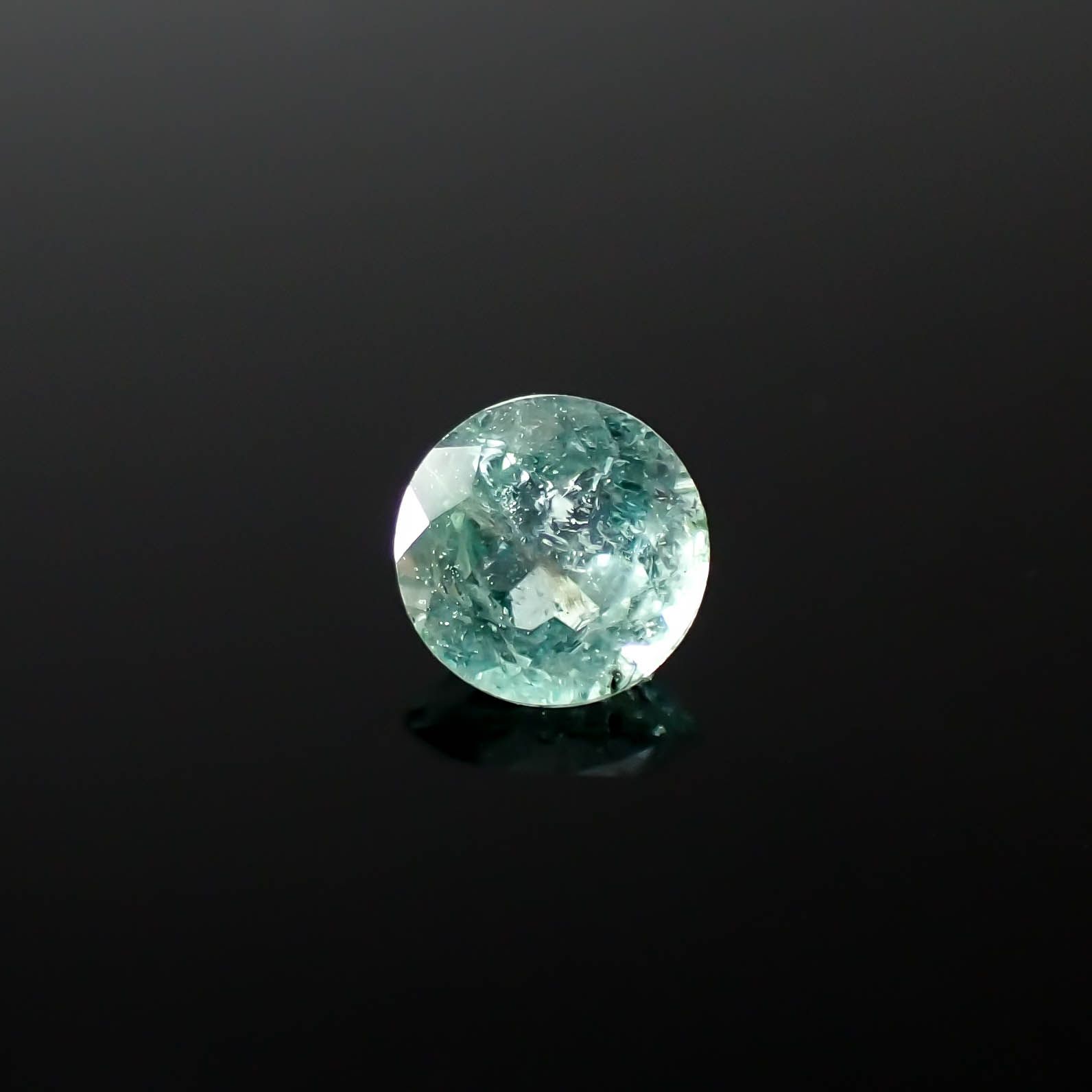 パライバトルマリン ブラジル産 0.18ct[240125603]3.7x3.7mm前後