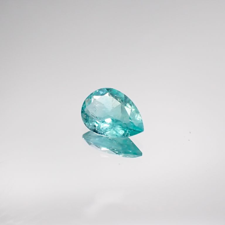 パライバトルマリン(宝石名トルマリン/別名パライバ・トルマリン) ブラジル・キントス鉱山産 0.339ct ソ付(宝貴協)[210711760]6.0×4.2mm前後