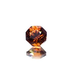 ◇オクタゴンカット◇オレンジジルコン(宝石名ジルコン)スリランカ/カンボジア産 0.87ct 識別済[230320999]4.9x4.8mm前後