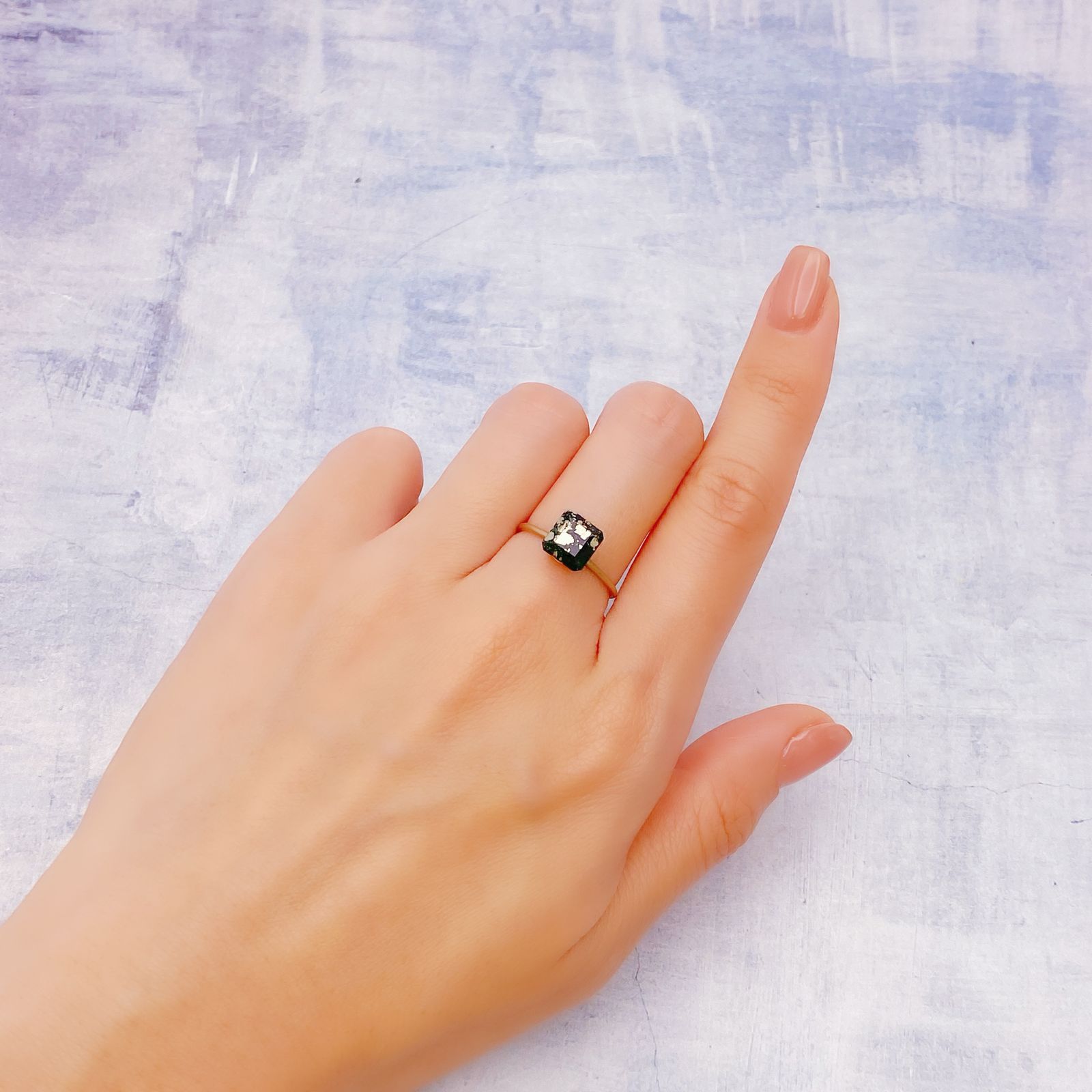 ◇リバーシブル◇パイライトインエメラルド コロンビア産 1.37ct [241229559]7.3x7.2mm前後