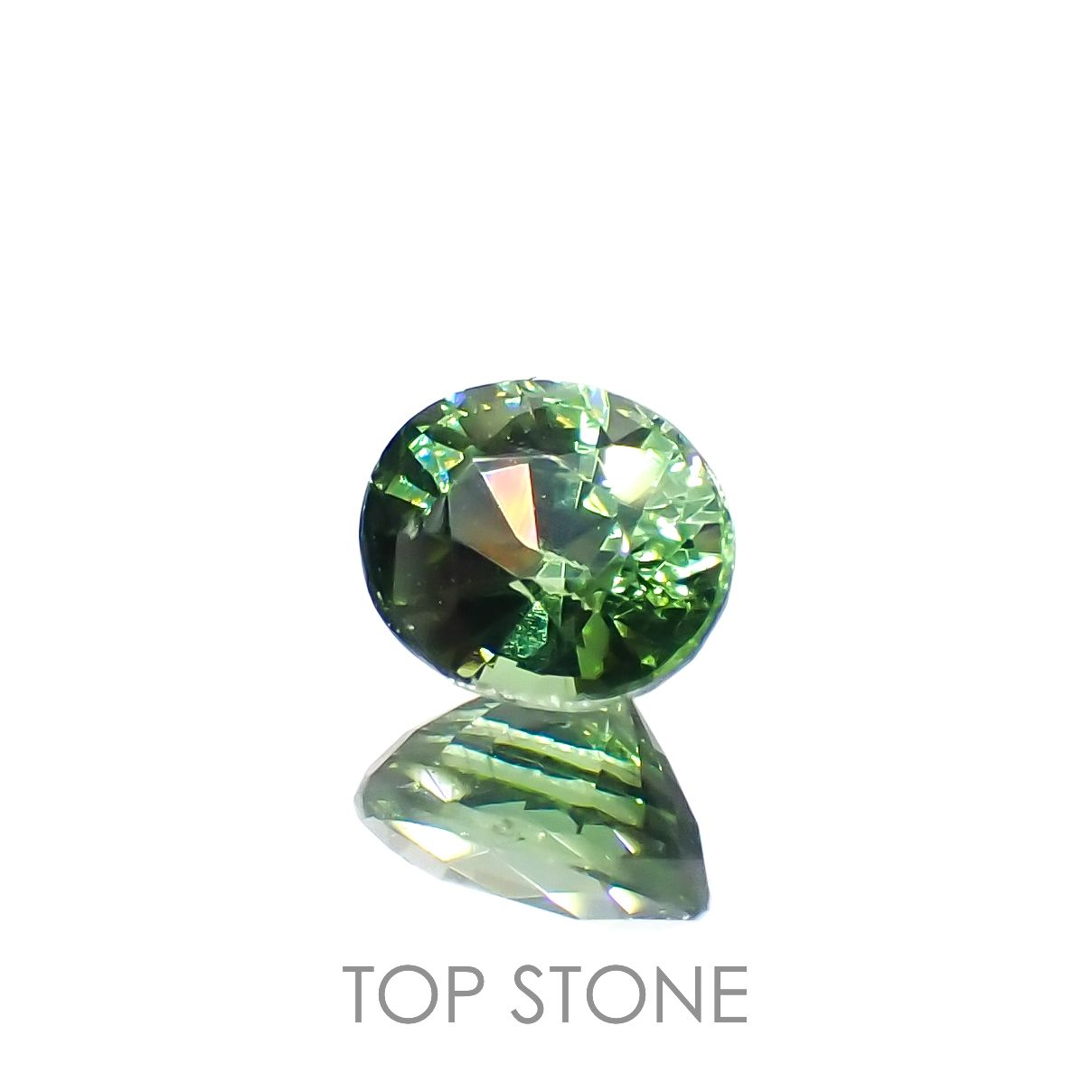 グリーンジルコン(宝石名ジルコン)スリランカ/カンボジア産 0.64ct 識別済[230220687]5.2x4.4mm前後