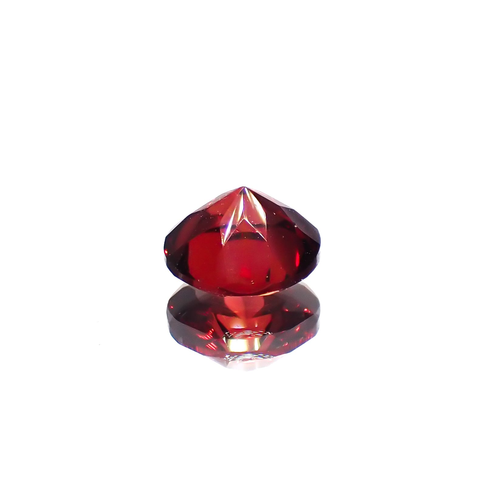 パイラルスパイトガーネット モザンビーク産 0.77ct[230421776]5.4x5.4mm前後