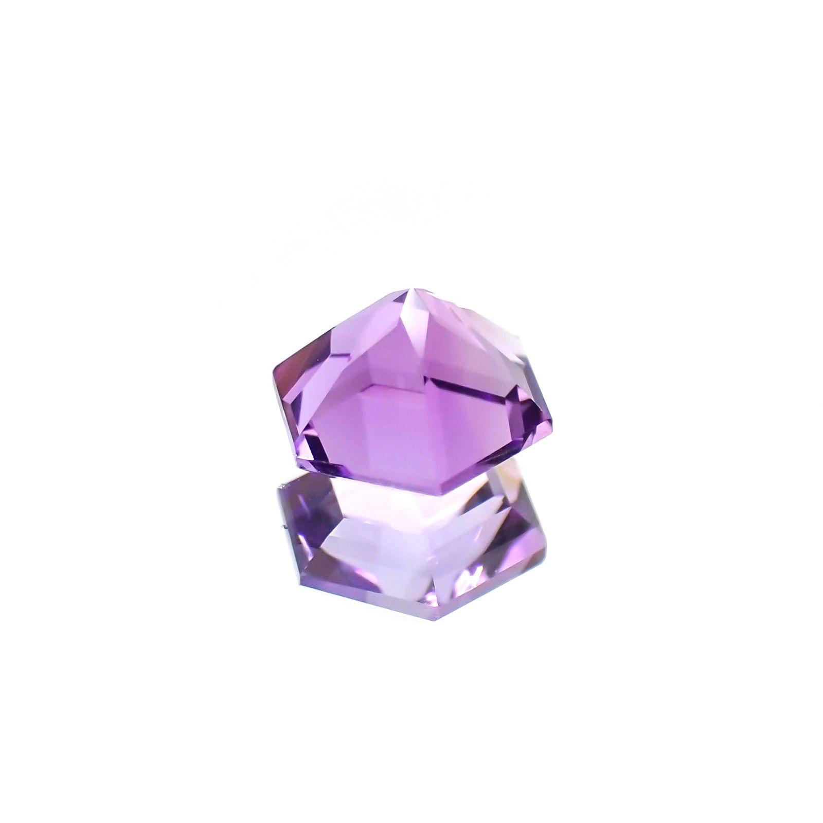 <ランダムセレクト1個販売> ◇ヘキサゴンカット◇アメジストSA(宝石名アメシスト) ブラジル産 0.51ct前後 識別済[210510434]5×5mm前後