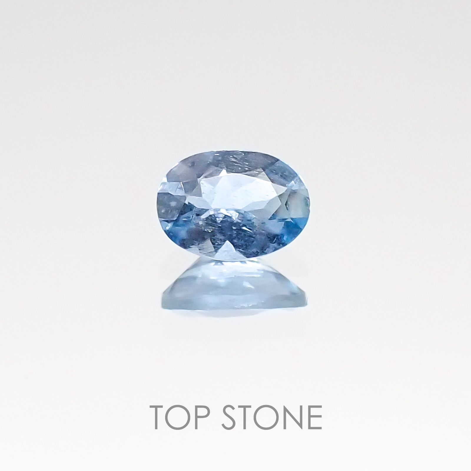 アクアマリン サンタマリアカラー(宝石名アクアマリン) モザンビーク産 0.14ct 識別済[20107048]4.1×3mm前後