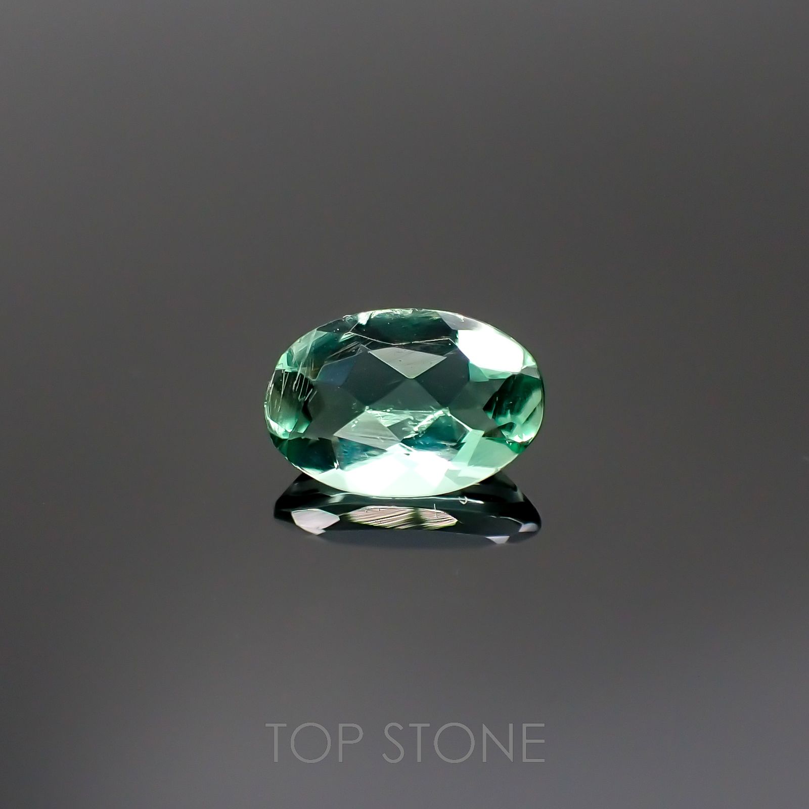 フローライト フルオレッセンス イギリス・ロジャリー鉱山産 1.11ct[220716921]8.4x5.7mm前後