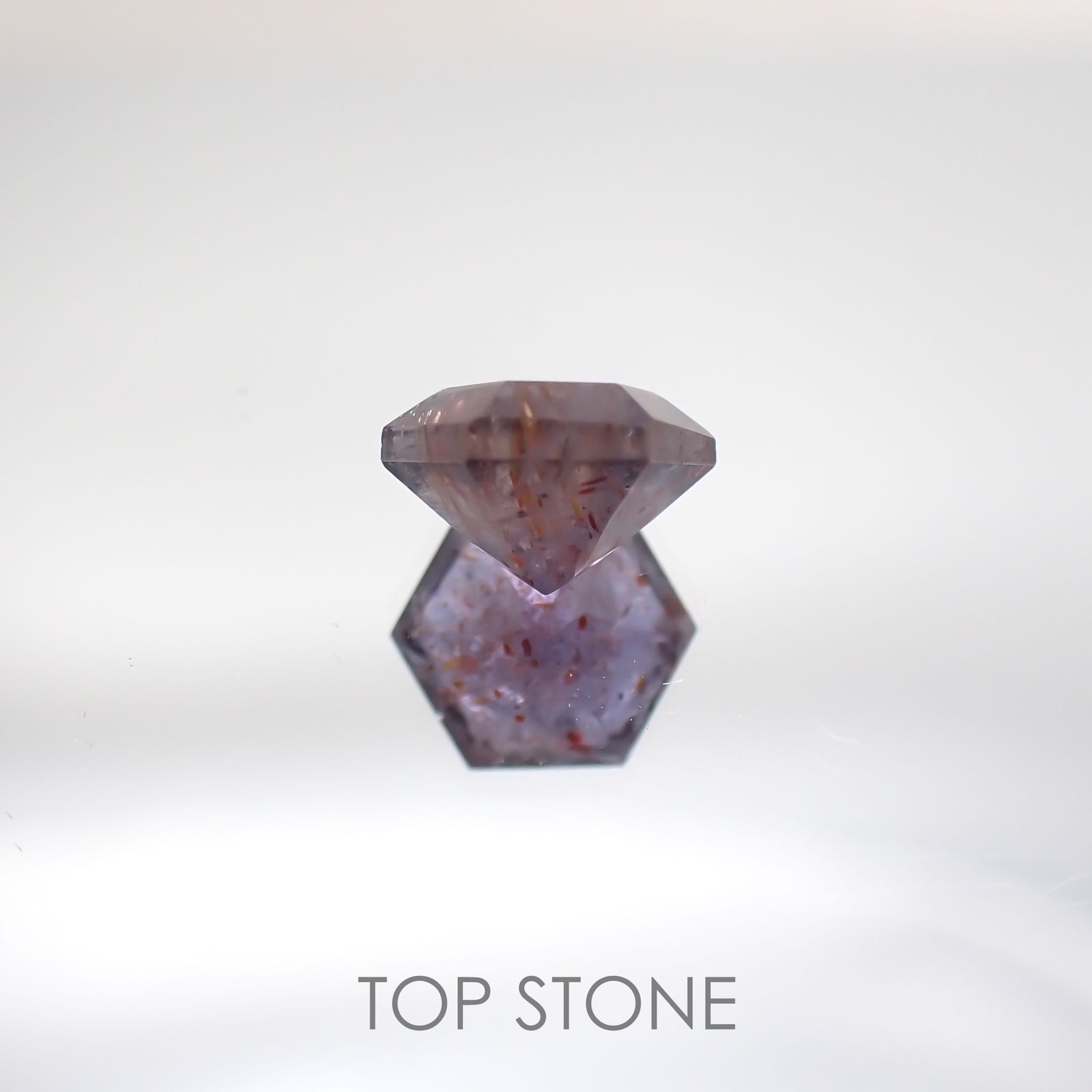 ◇ヘキサゴンカット◇ブラッドショットアイオライトSA インド産 ルース 0.94ct[210610989]6×6mm前後