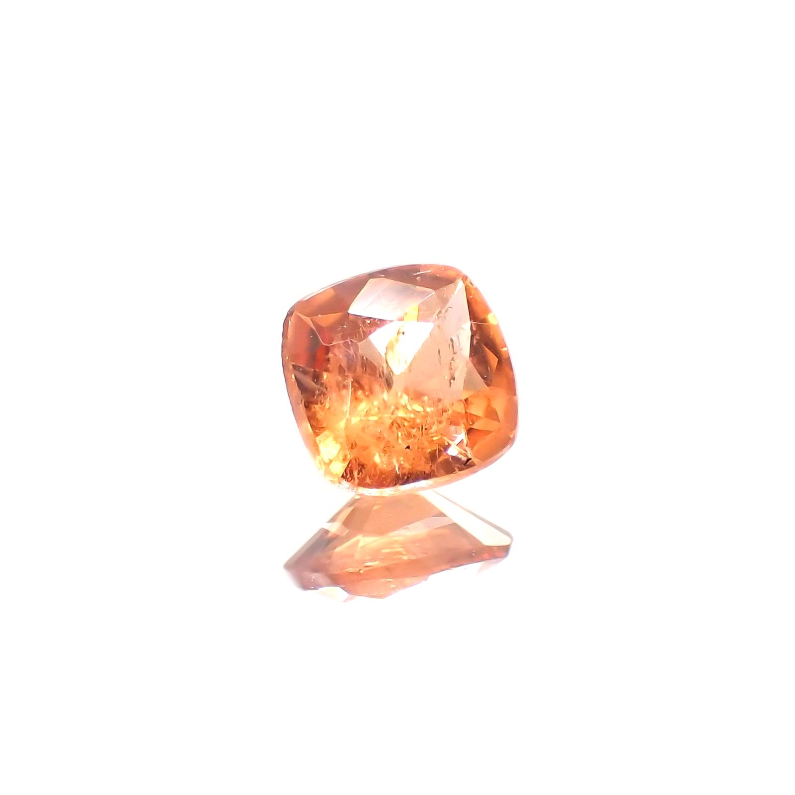 トリプライト(宝石名トリプライト) ブラジル産 0.438ct ソ付(彩珠)[210812513]4.6×4.6mm前後