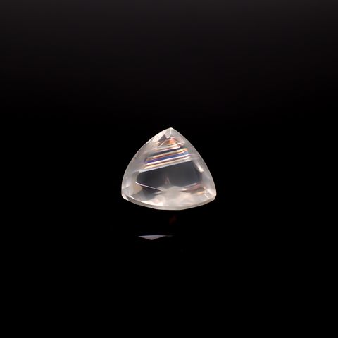 マラウイムーンストーン マラウイ共和国産 13.39ct / 15.9x16.6mm前後 [260331814]