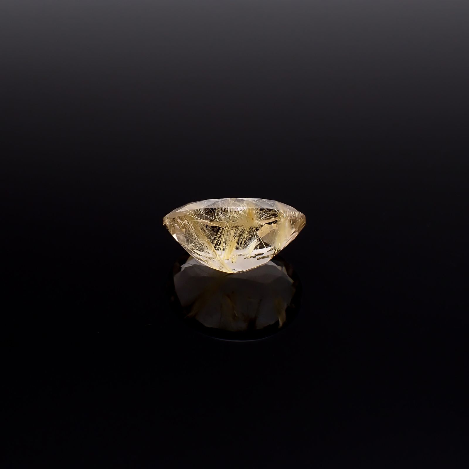 ルチルクォーツ ブラジル産 11.49ct / 17.9x13.3mm前後 [260732403]