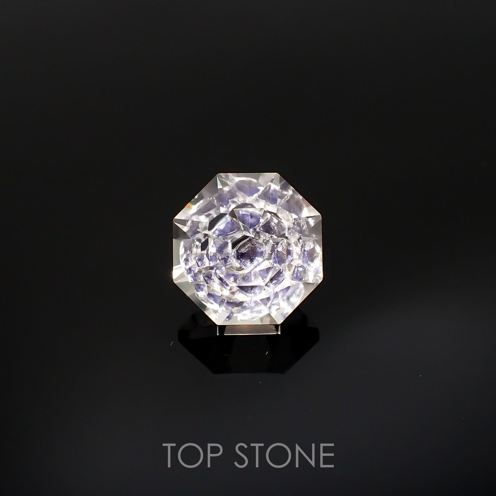 ◇オクタゴンカット◇フローライトインクォーツ マダガスカル産 14.24ct[220515708]14.7x14.9mm前後