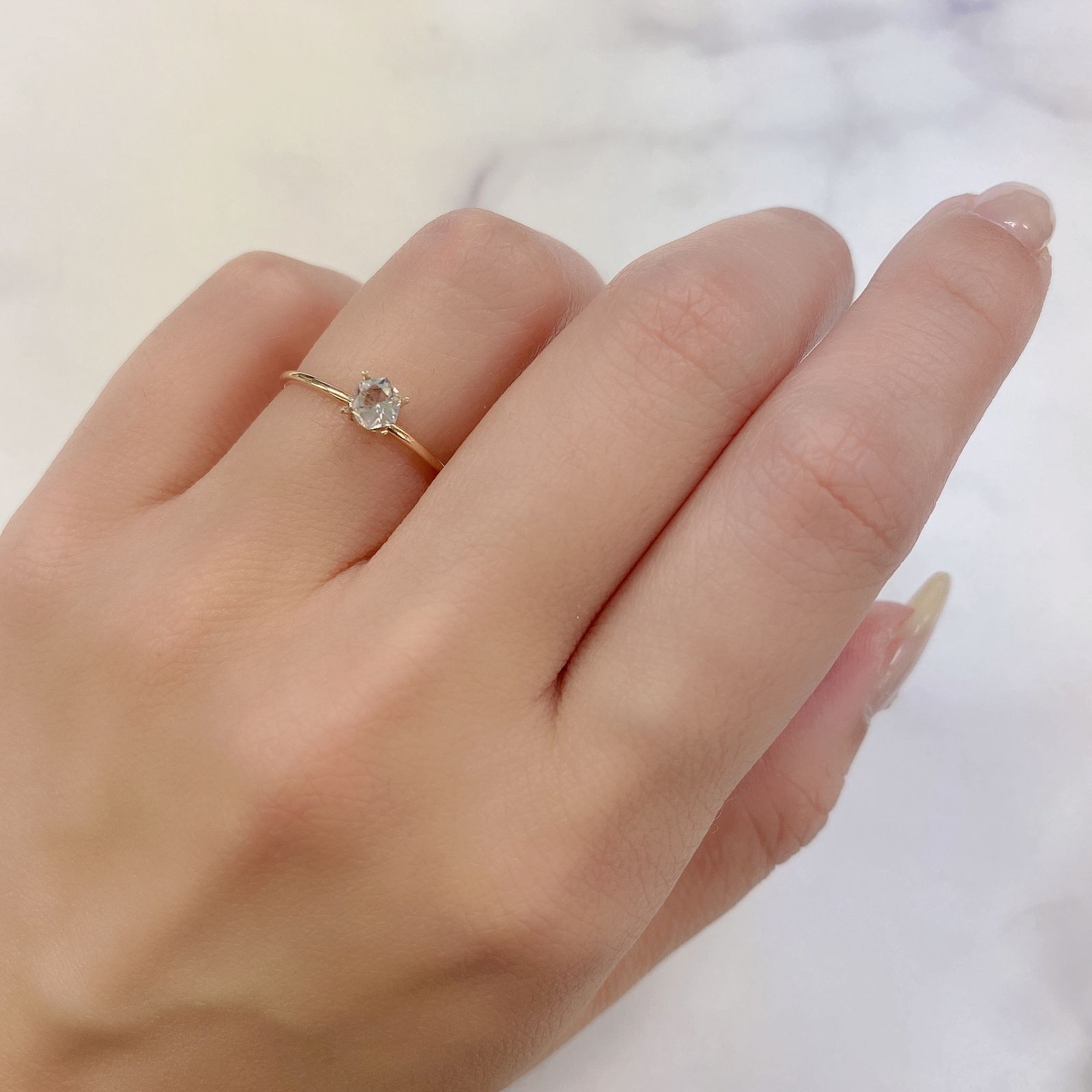 ◇ヘキサゴンカット◇レインボームーンストーン(宝石名ラブラドライト)マダガスカル産 0.25ct 識別済[211113734]3.9x3.8mm前後