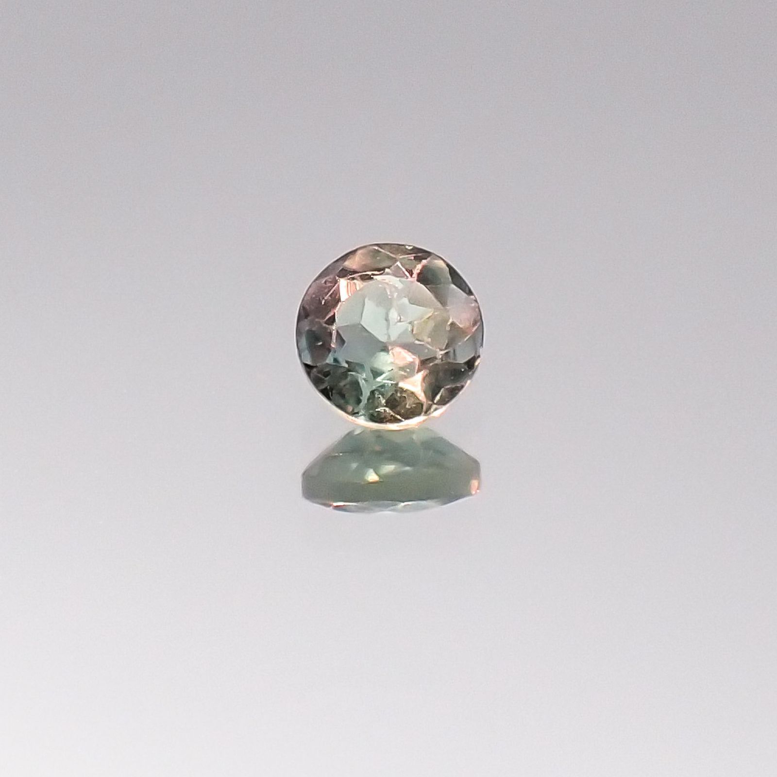 アレキサンドライト インド産 ルース 0.13ct[20095567]3.1×3.1mm前後