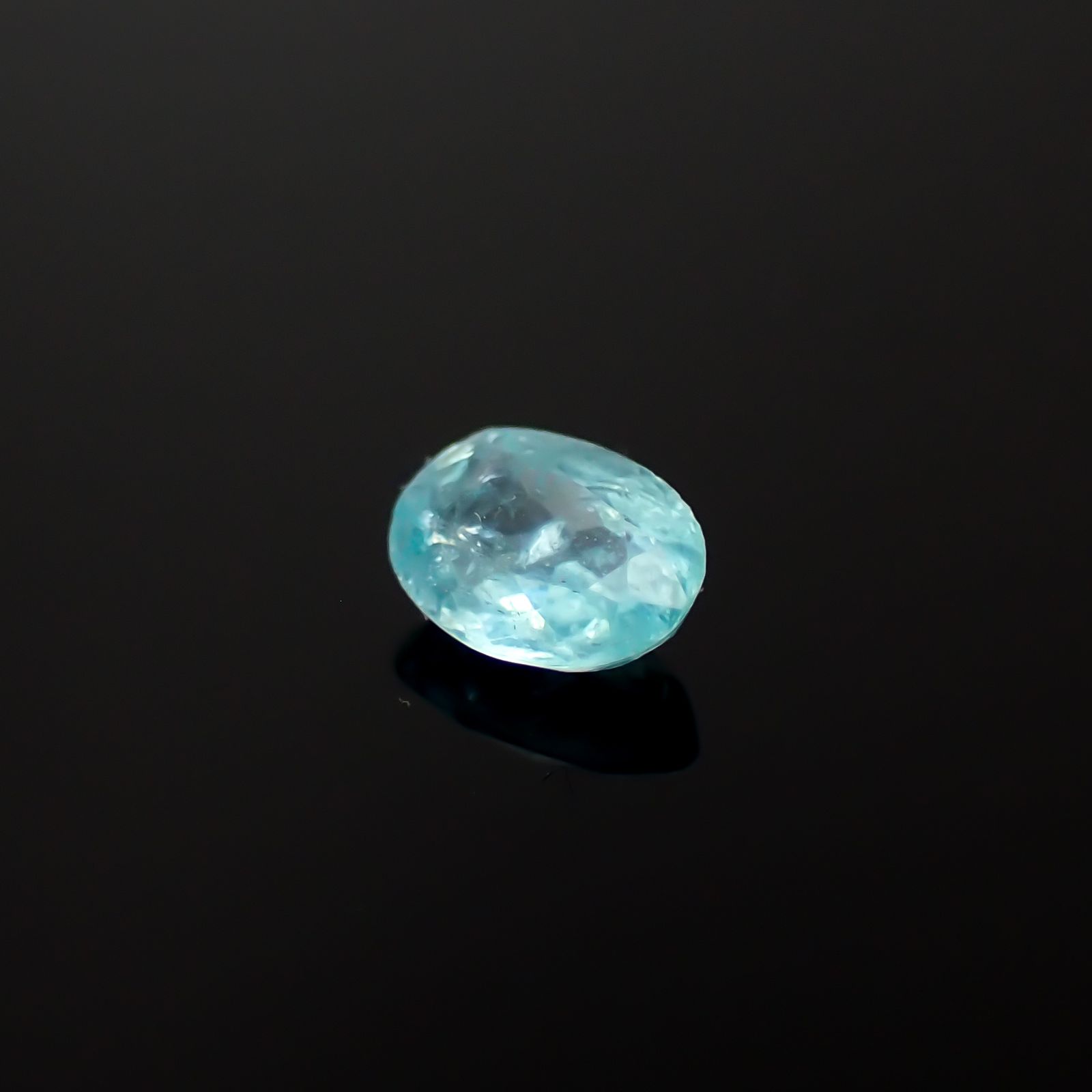 パライバトルマリン モザンビーク産 0.23ct[240928776]4.7x3.4mm前後