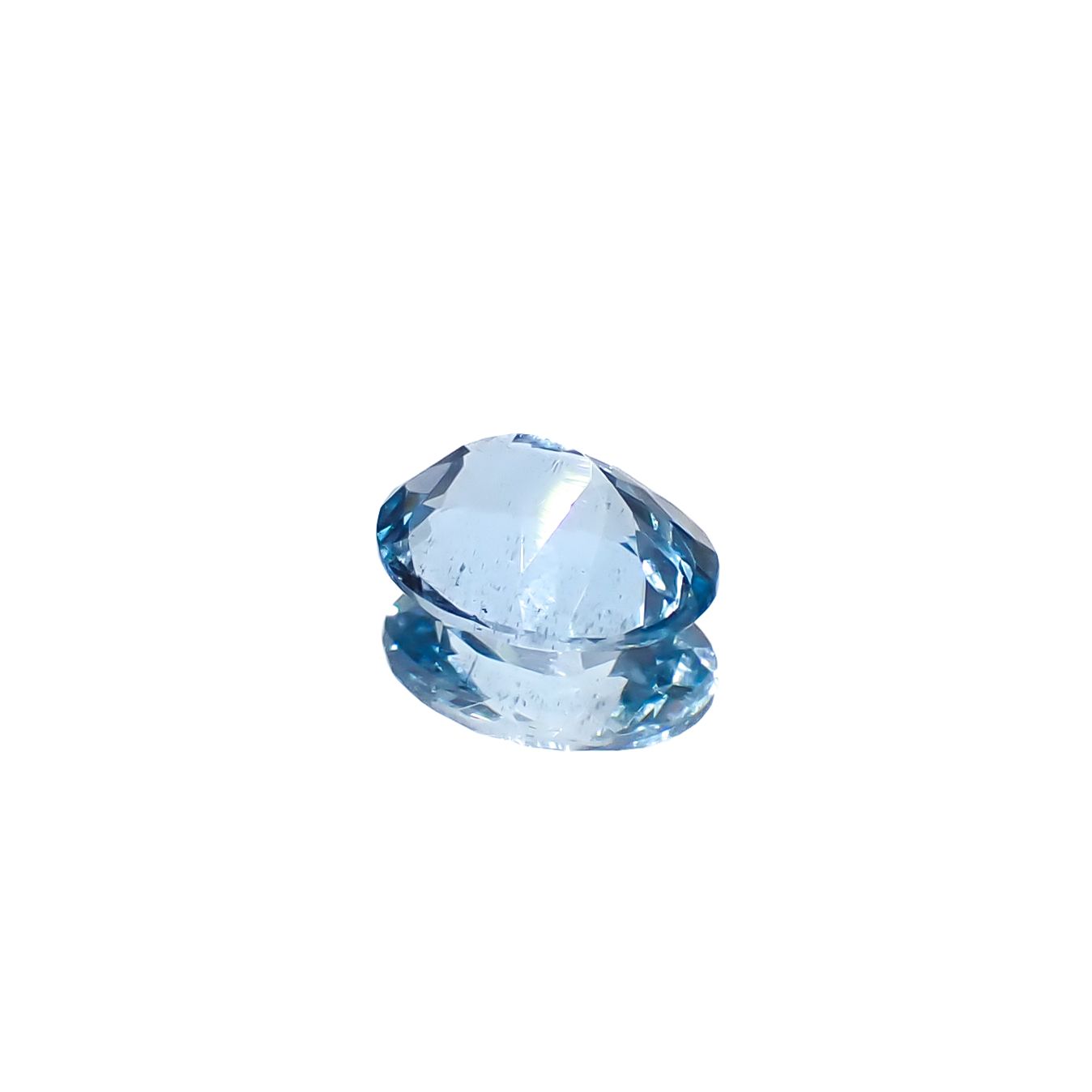 アクアマリン サンタマリアカラー マダガスカル産 1.04ct[240326975]7.9x6mm前後