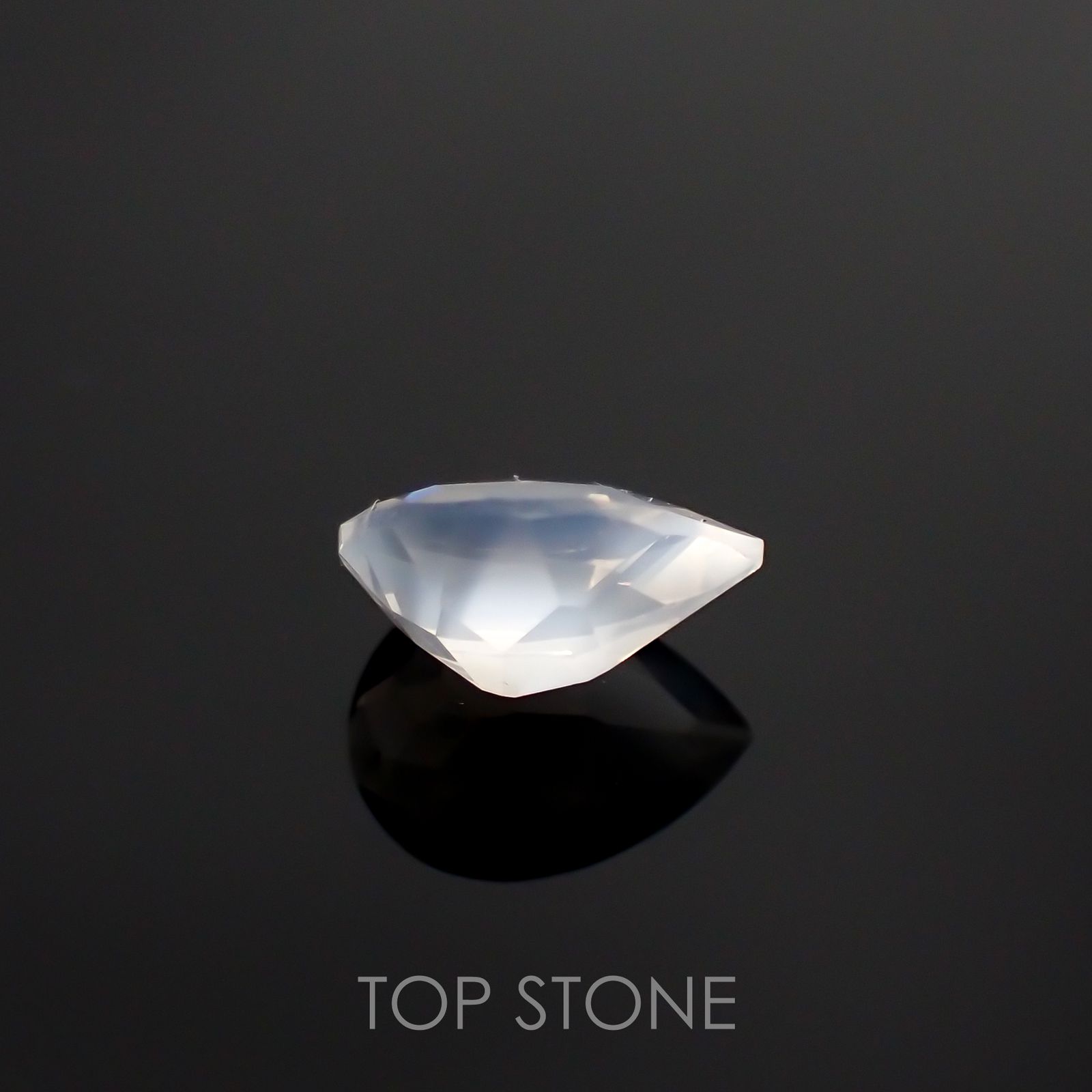 ムーンストーン(宝石名ムーンストーン) インド/スリランカ産 0.55ct 識別済[210611352]7×5.1mm前後