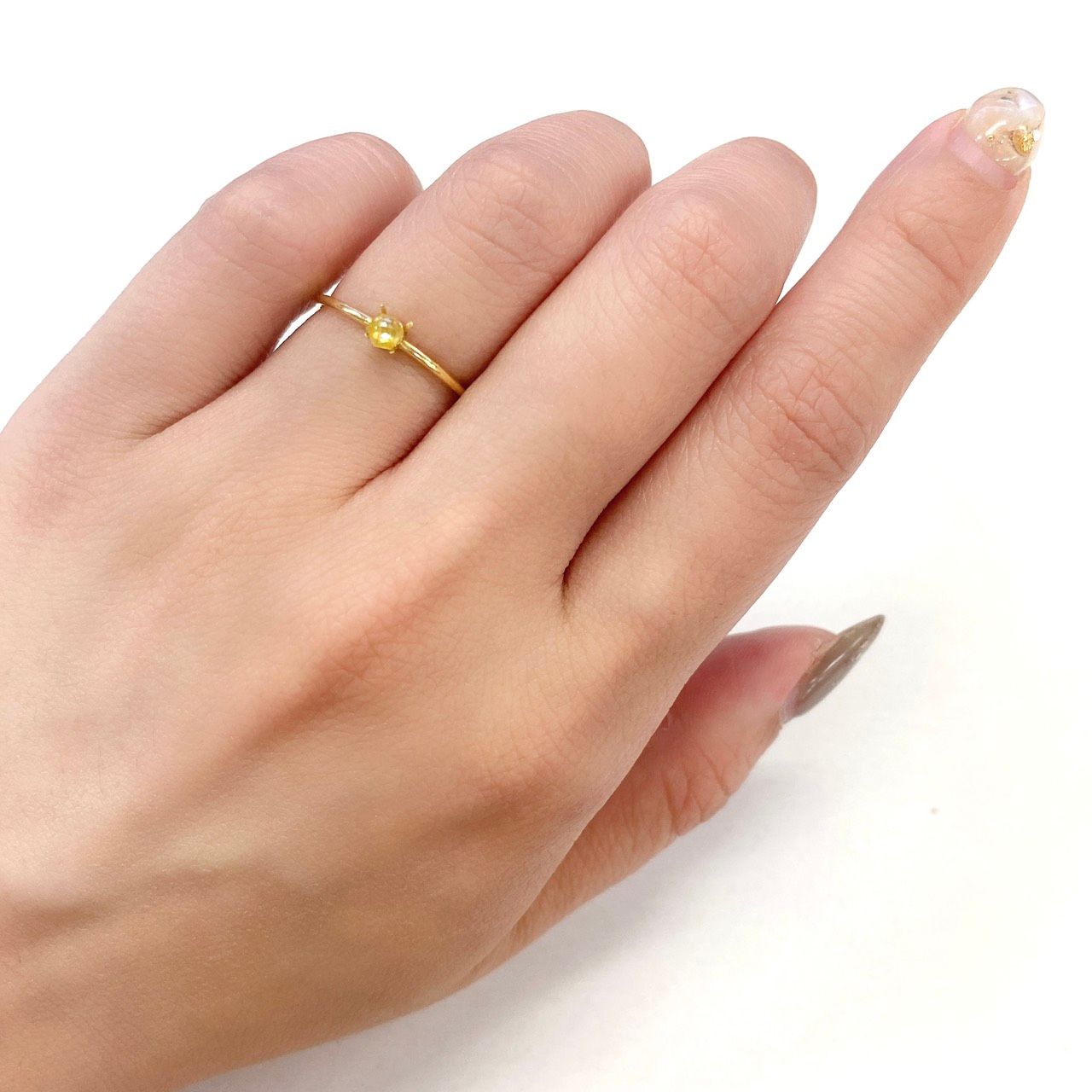◇ヘキサゴンアンティークカット◇イエローダイヤモンド ルース 0.16ct[210611067]2.9×2.8mm前後