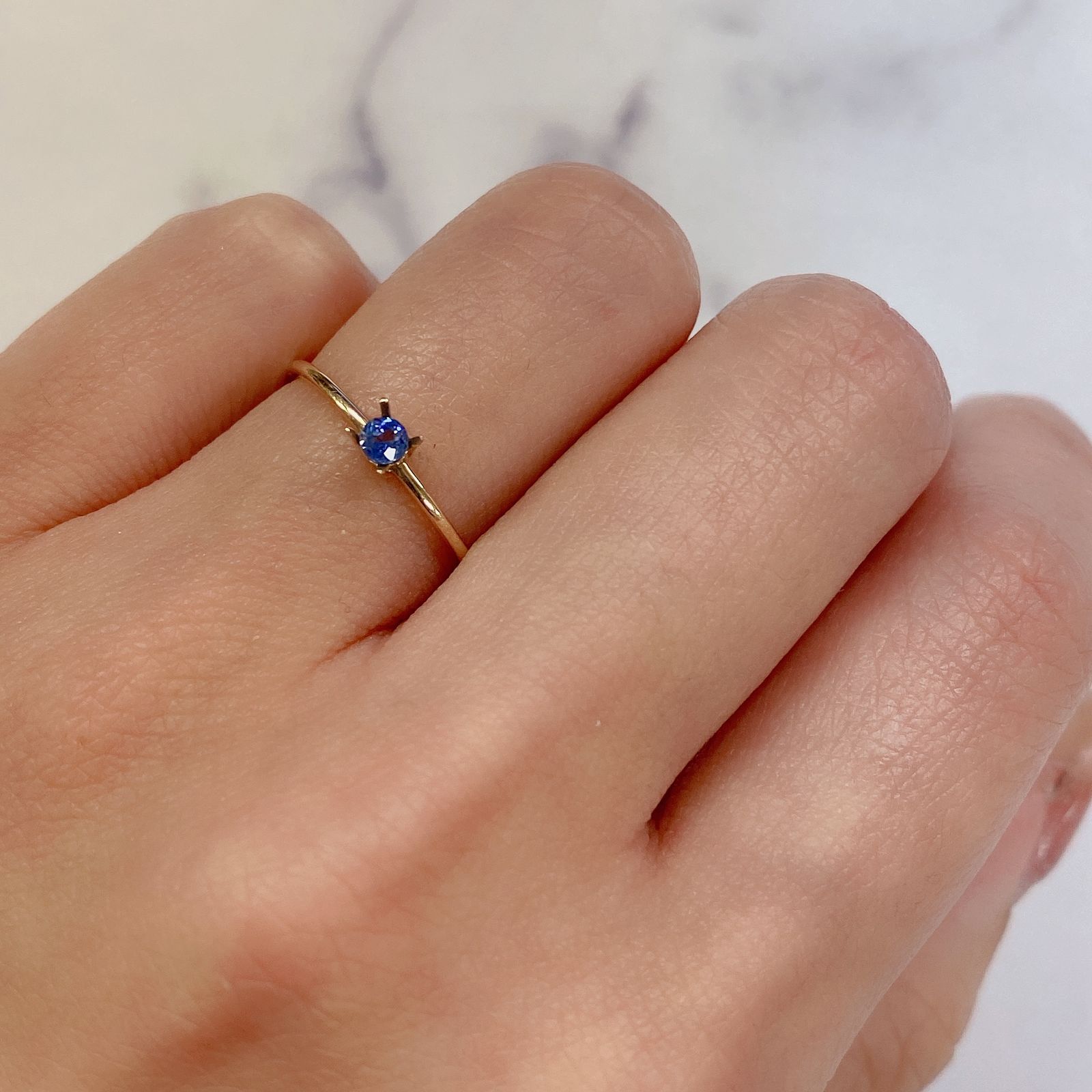ベニトアイト(宝石名ベニトアイト) アメリカ・カリフォルニア産 0.12ct 識別済[210712164]2.7×2.7mm前後