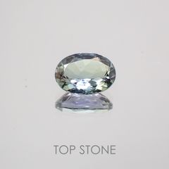 バイカラータンザナイト(ゾイサイト) タンザニア産 ルース 0.77ct[210410571]6.8×4.8mm前後