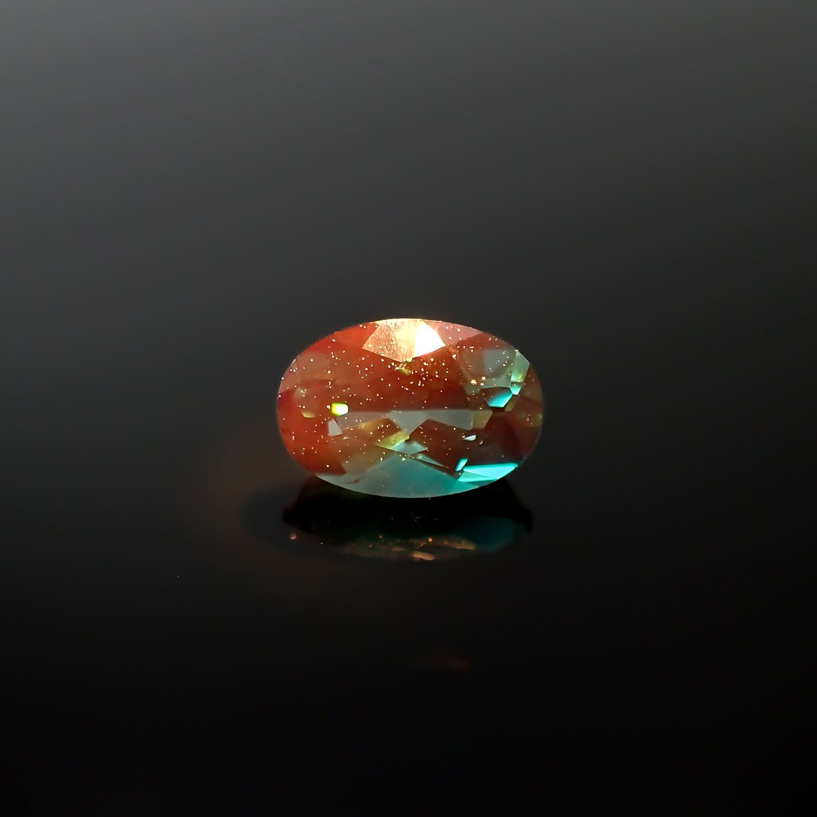 カラーチェンジアンデシン モンゴル産 0.43ct[240226322]6x4mm前後
