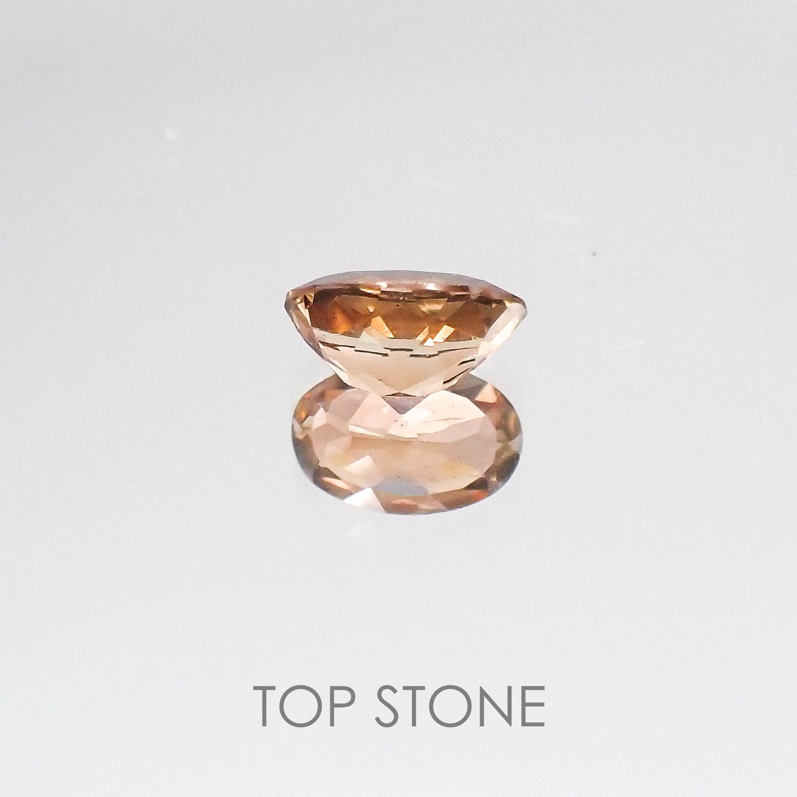 アンダリュサイト モザンビーク産 ルース 0.45ct[20073966]6.1×3.9mm前後