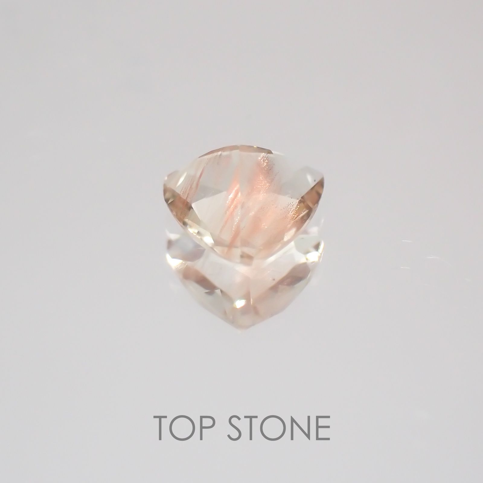 オレゴンサンストーン アメリカ産 ルース 0.33ct[21018944]5×5mm前後