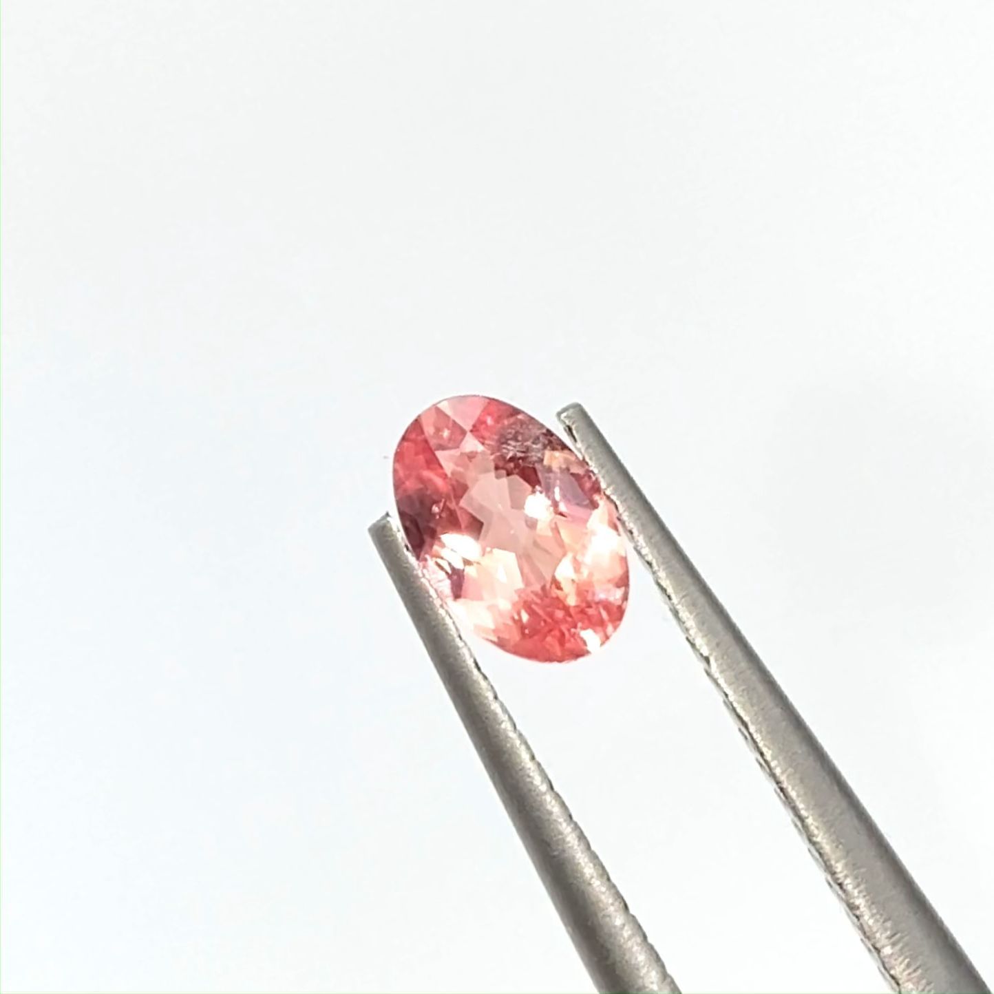 ロードクロサイト Bizoux（ビズー）公式｜宝石図鑑 ロードクロサイト について