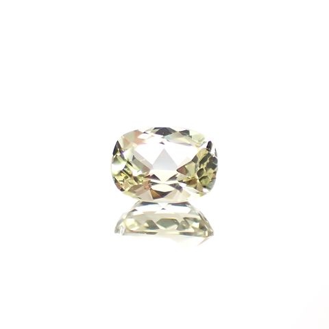 イエローアパタイト メキシコ産 0.58ct [241129471]5.8x4.1mm前後