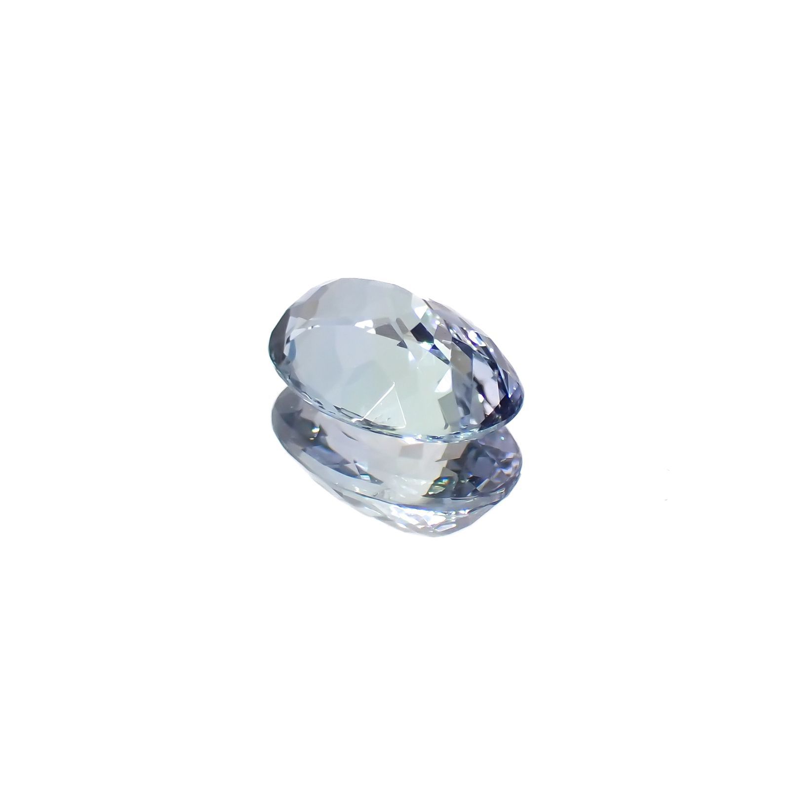 バイカラータンザナイト(宝石名タンザナイト/ゾイサイト)タンザニア産 1.04ct 識別済[230220620]7.8x5.4mm前後