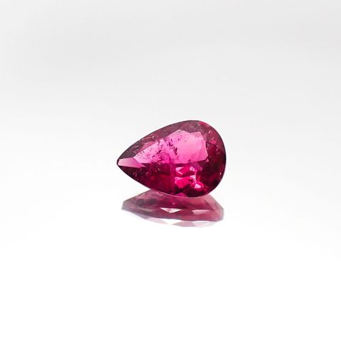 パープルトルマリン(宝石名パープル・トルマリン)ブラジル産 0.98ct 識別済[231023897]8.1x6mm前後