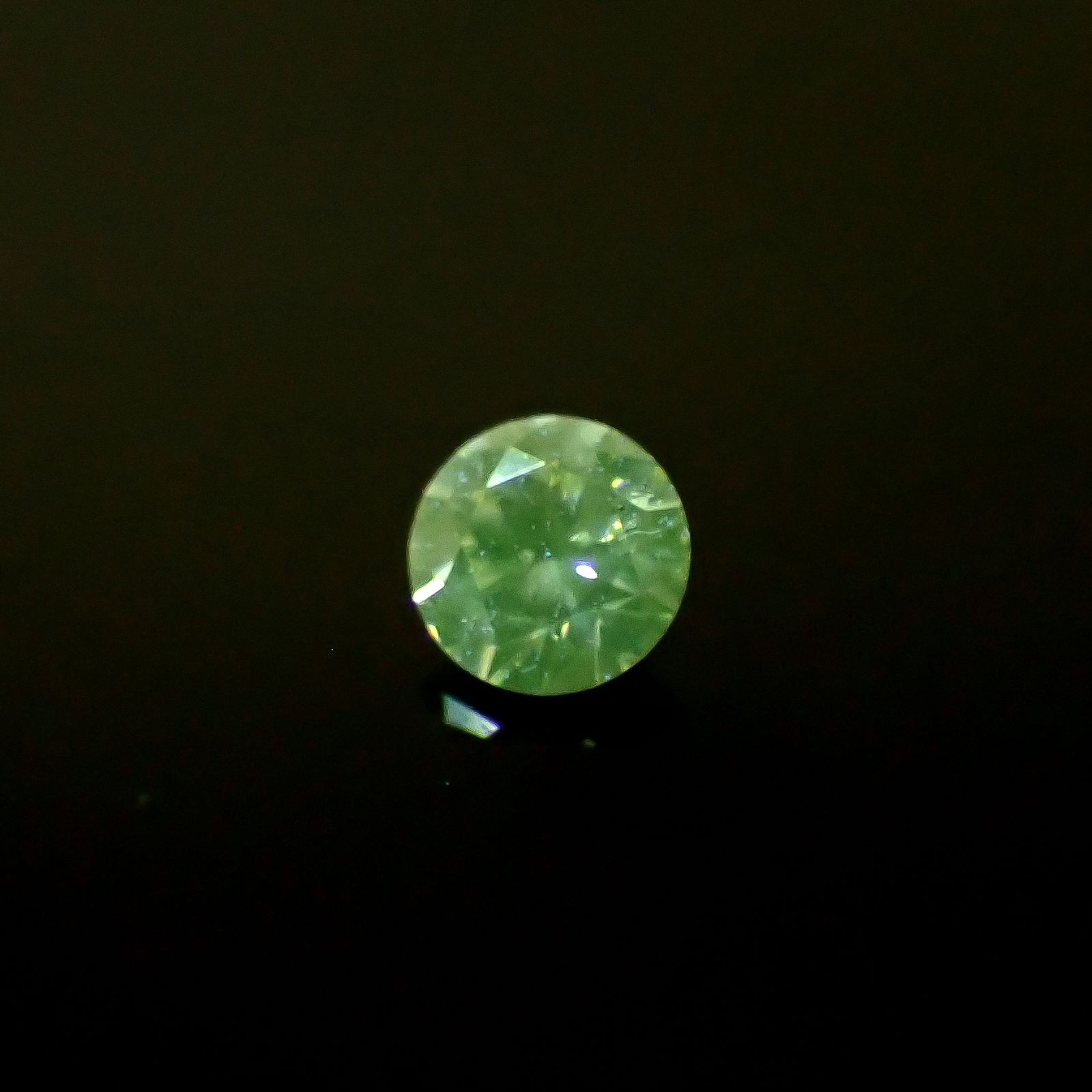 シルキーダイヤモンド 0.10ct [250730765]3.1x3.1mm前後