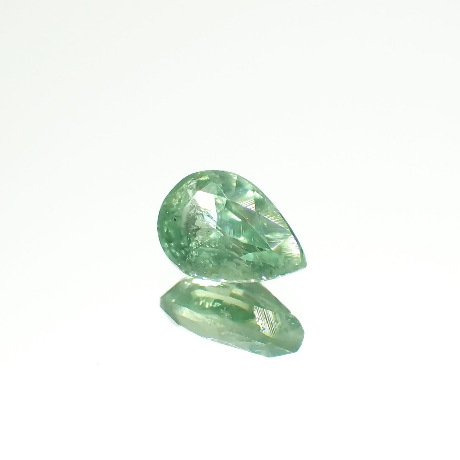 グリーンカイヤナイト タンザニア産 0.52ct[230220580]6x4mm前後