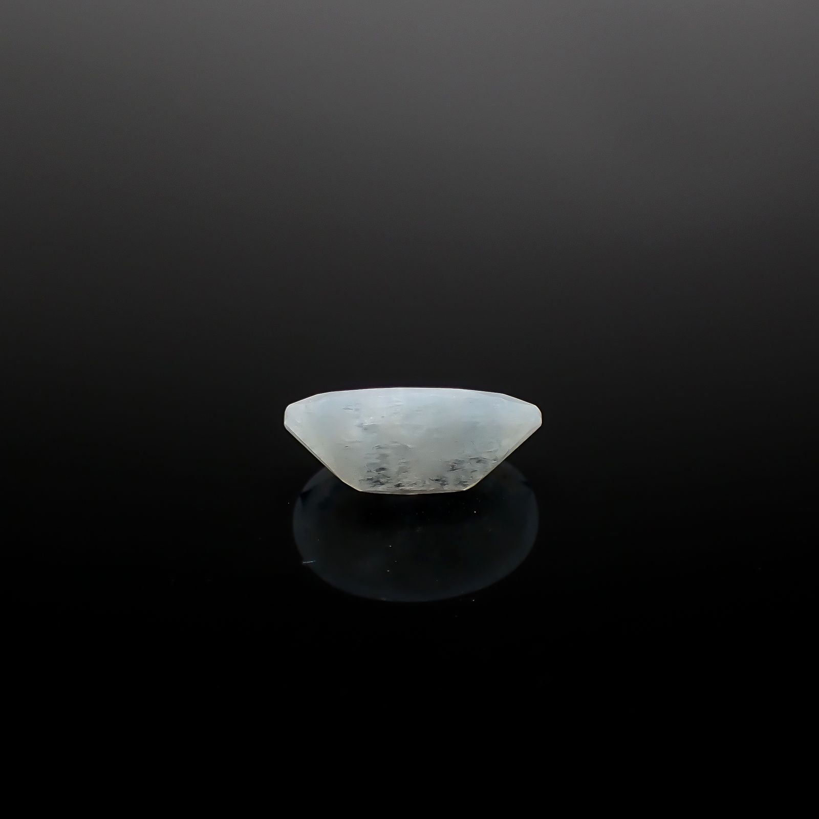 イリデッセンスアクアマリン ブラジル産 3.27ct [250730704]13.2x8.8mm前後