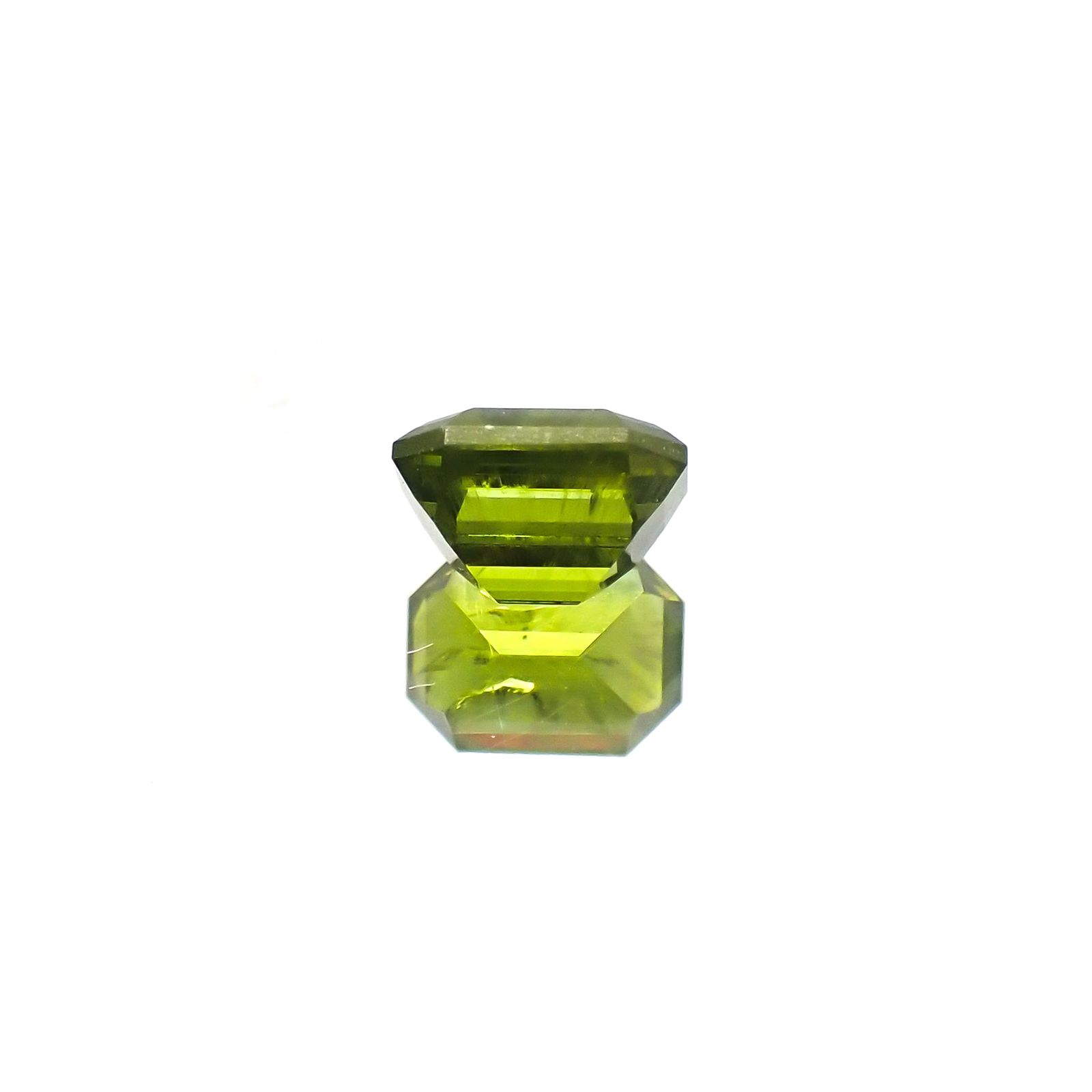 デマントイドガーネット(宝石名デマントイド・ガーネット) ロシア産 0.711ct ソ付(彩珠)[210711613]5.4×3.9mm前後