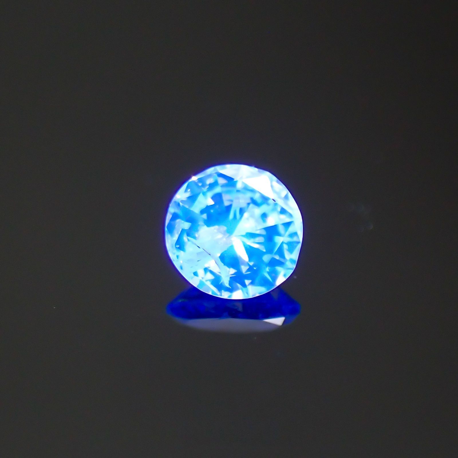 ピンクダイヤモンド (宝石名ダイアモンド)I-1 / LIGHT PINK 0.036ct ソ付(CGL)[220716977]2.15x2.22mm前後